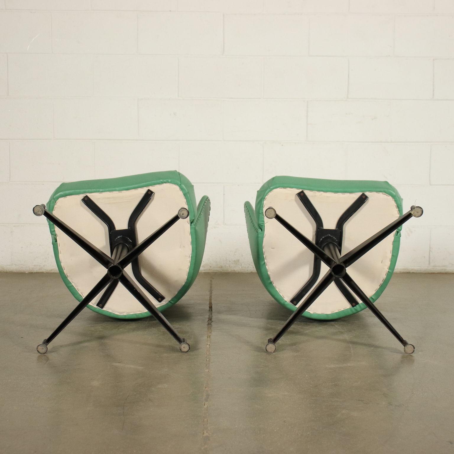 Paar Stühle Schaumstoff-Metallleder-Leder, Italien 1950er 1960er Jahre im Angebot 3