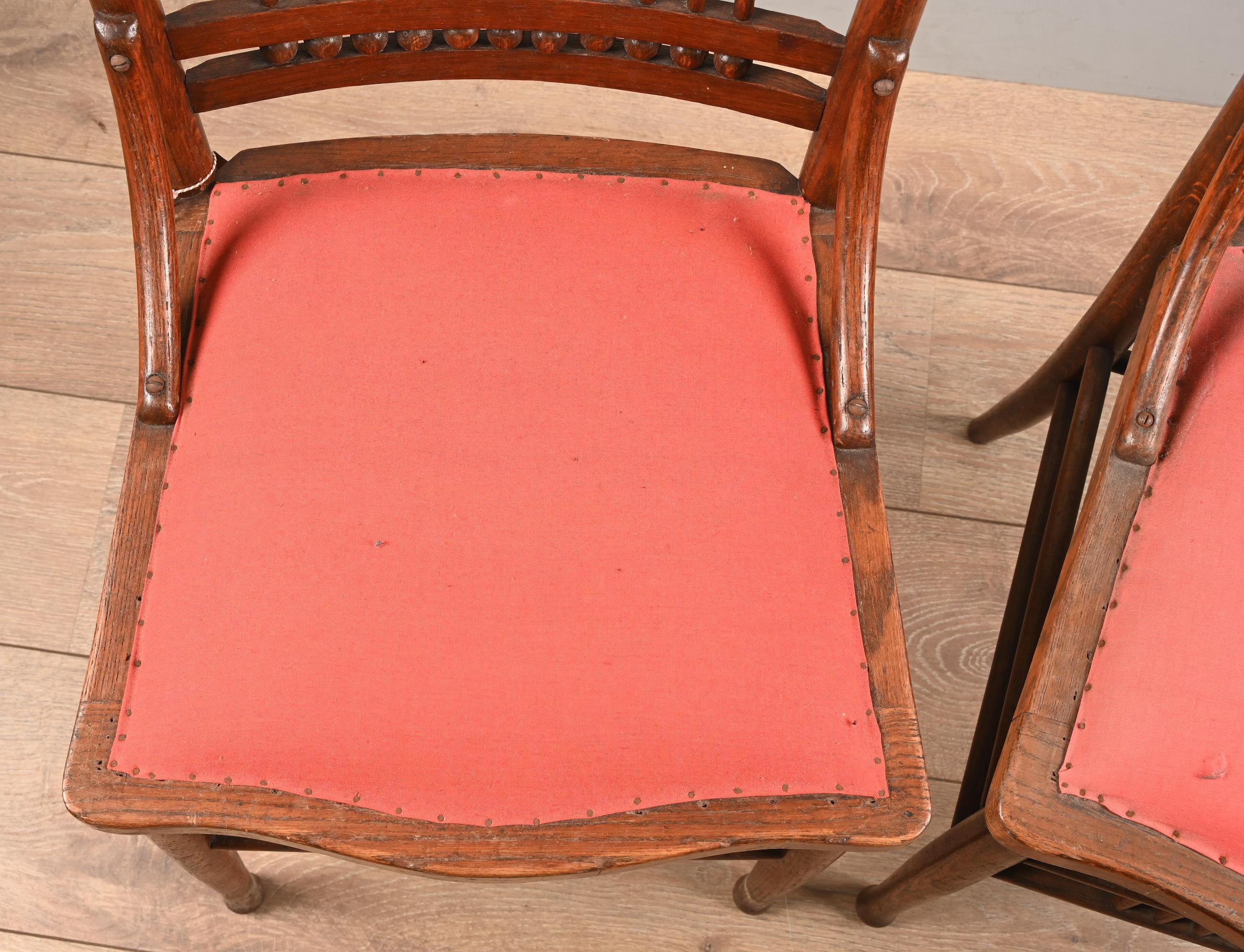 Sécession viennoise Paire de chaises dans le style de The Thonet, Autriche, XIXe siècle en vente