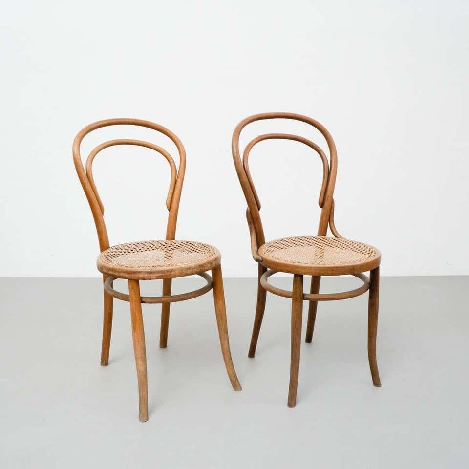 French Pair of Chairs in the Style of Thonet by Unknown Designer, circa 1930 For Sale