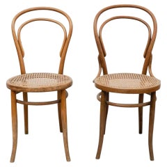 Vintage Pair of Chairs in the Style of Thonet by Unknown Designer, circa 1930