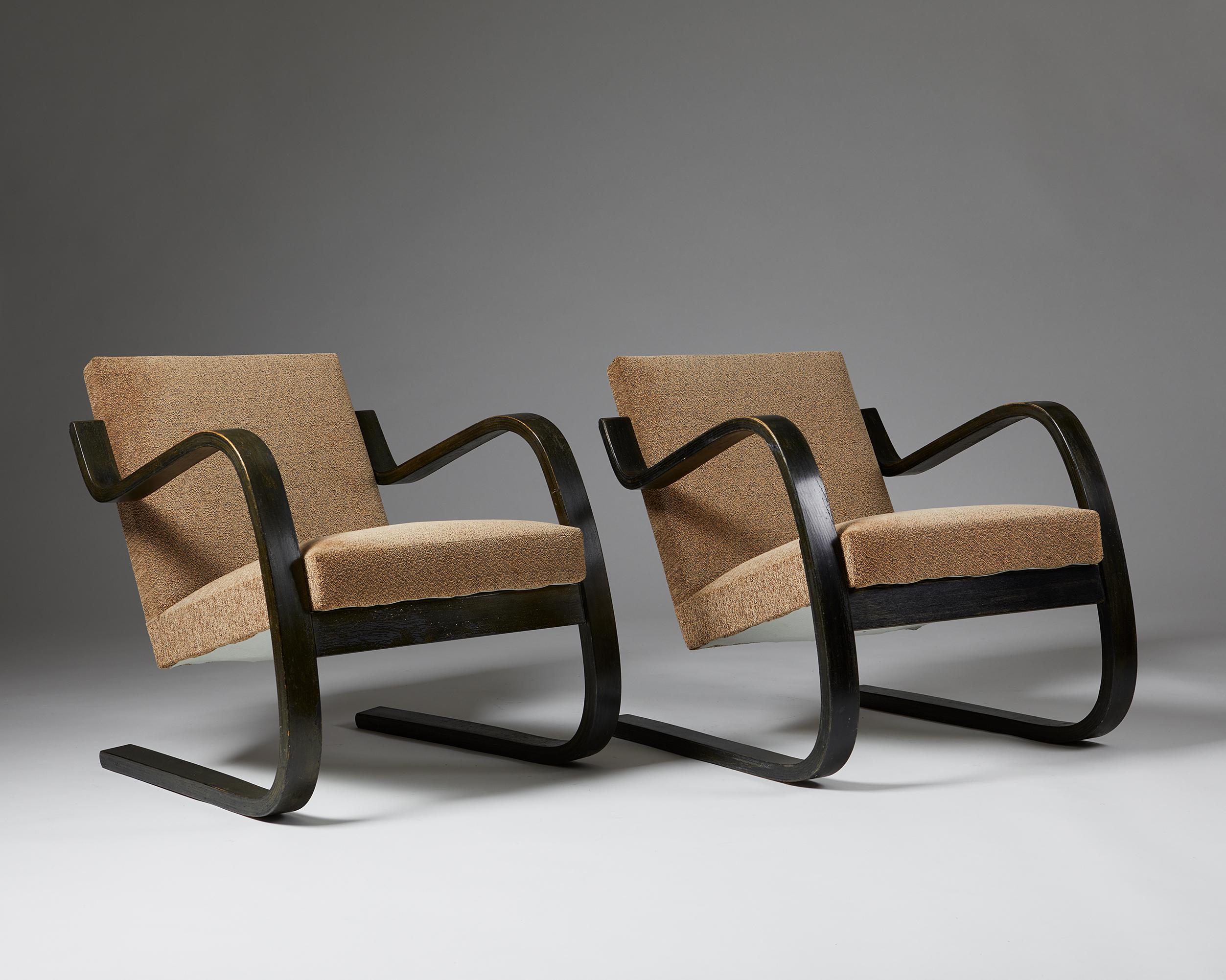 Finnish Pair of Chairs ‘Model 34’ Designed by Alvar Aalto for Artek, Finland, 1930's