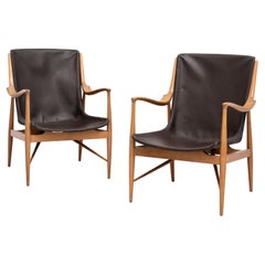 Attributed to FINN JUHL (Danemark, 1912 - 1989) model “45”, pair of armchairs.