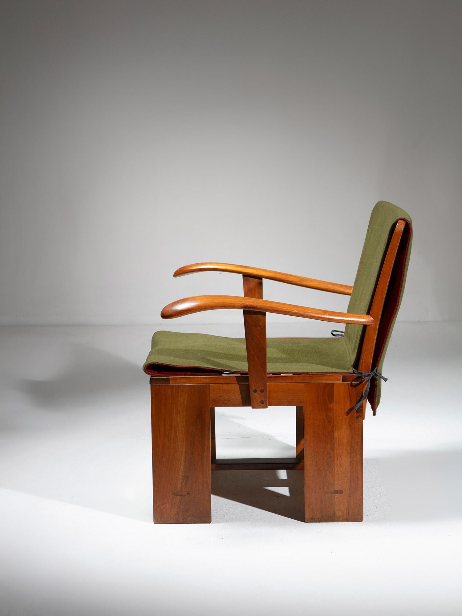 Paar Stühle Model No. 771 von Carlo Scarpa für Bernini, Italien, 1970er Jahre im Angebot 1