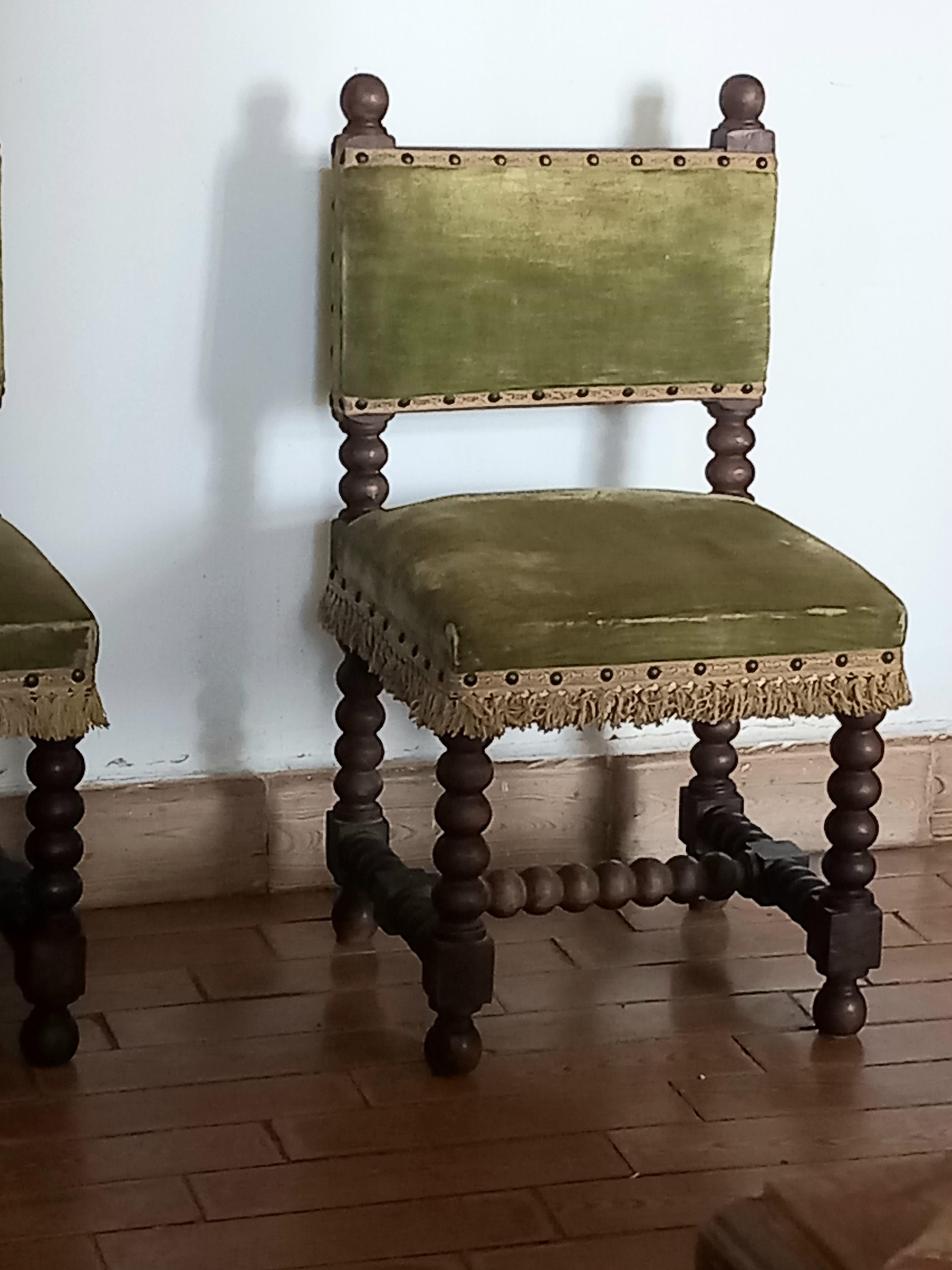 Pair of Chairs o Stools Turned Legs and Velvet Seat , Spain In Good Condition In Mombuey, Zamora