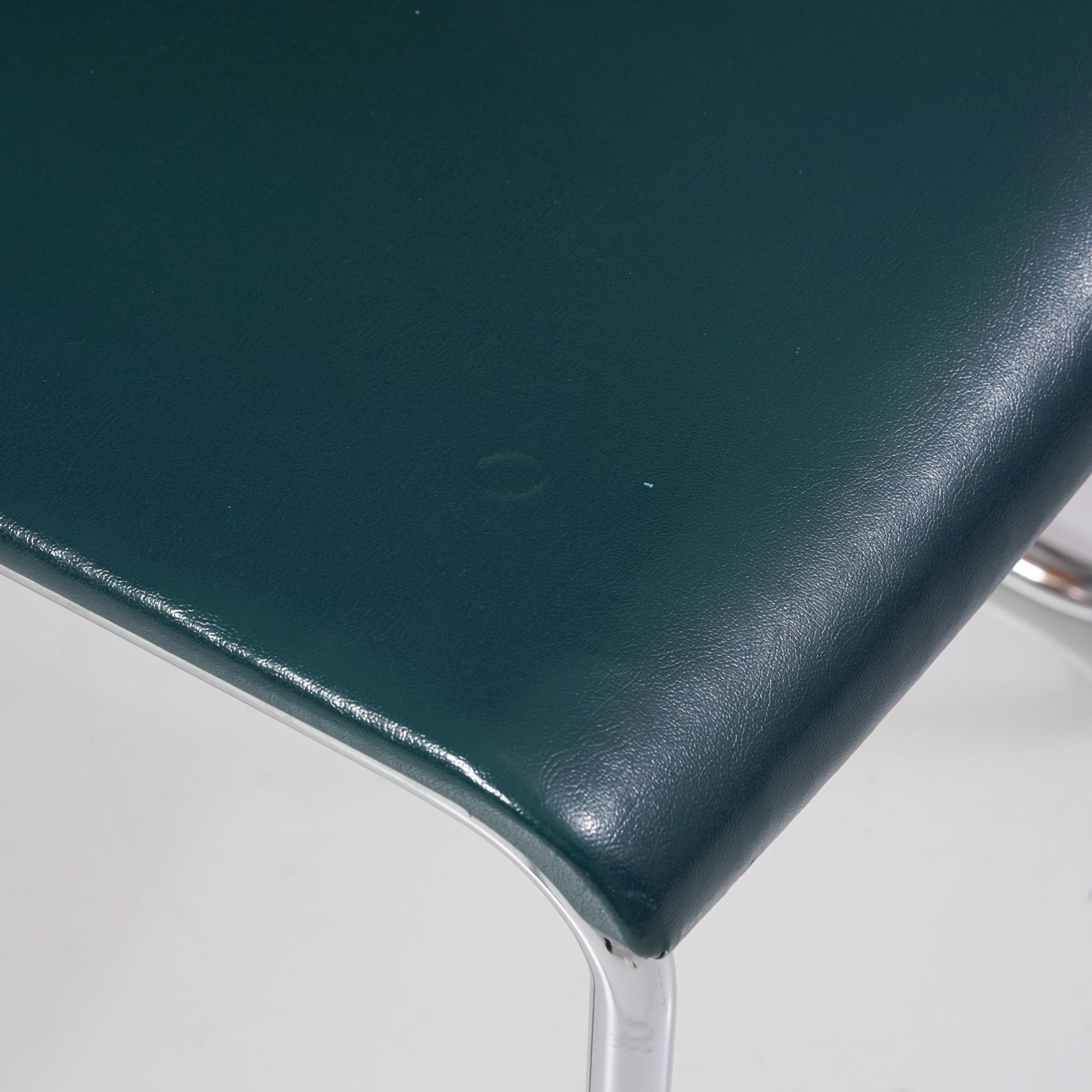 Paire de chaises, Verkstads AB Lindqvist, Suède, années 1940 Bon état - En vente à Helsinki, Uusimaa