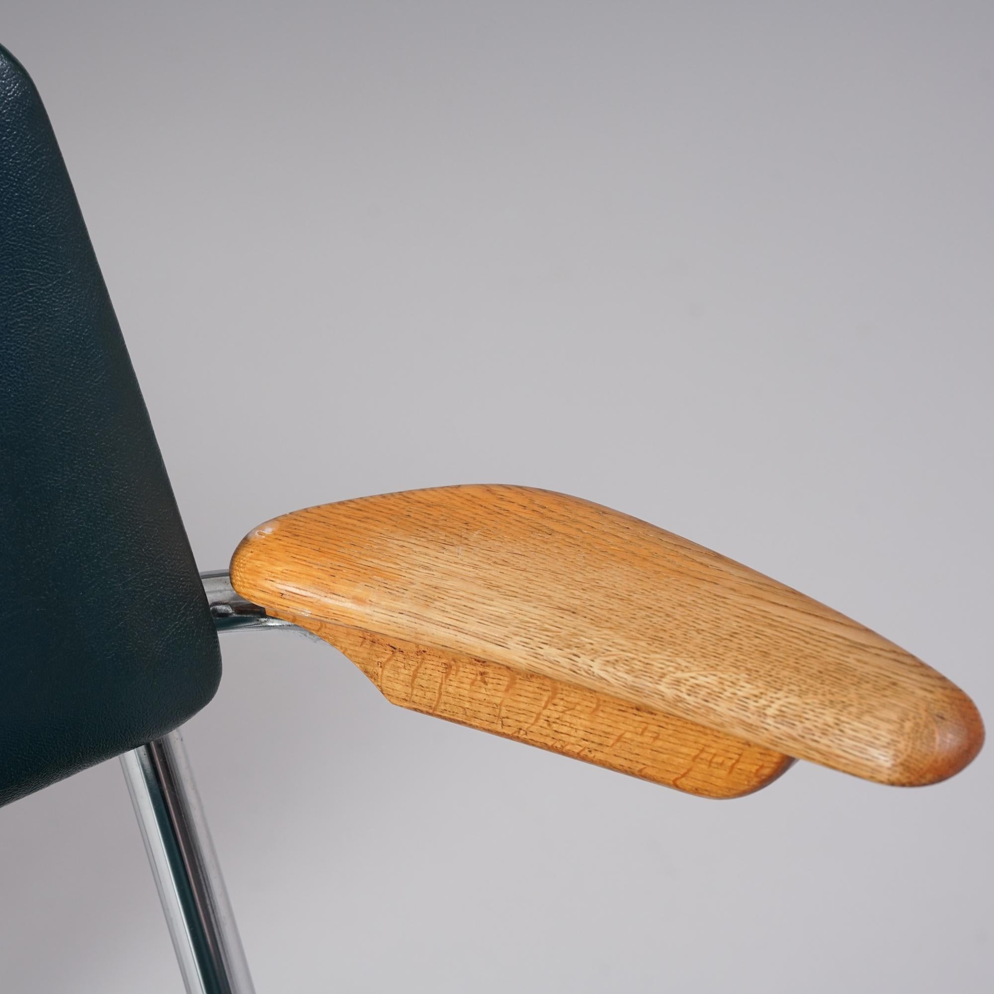 Milieu du XXe siècle Paire de chaises, Verkstads AB Lindqvist, Suède, années 1940 en vente