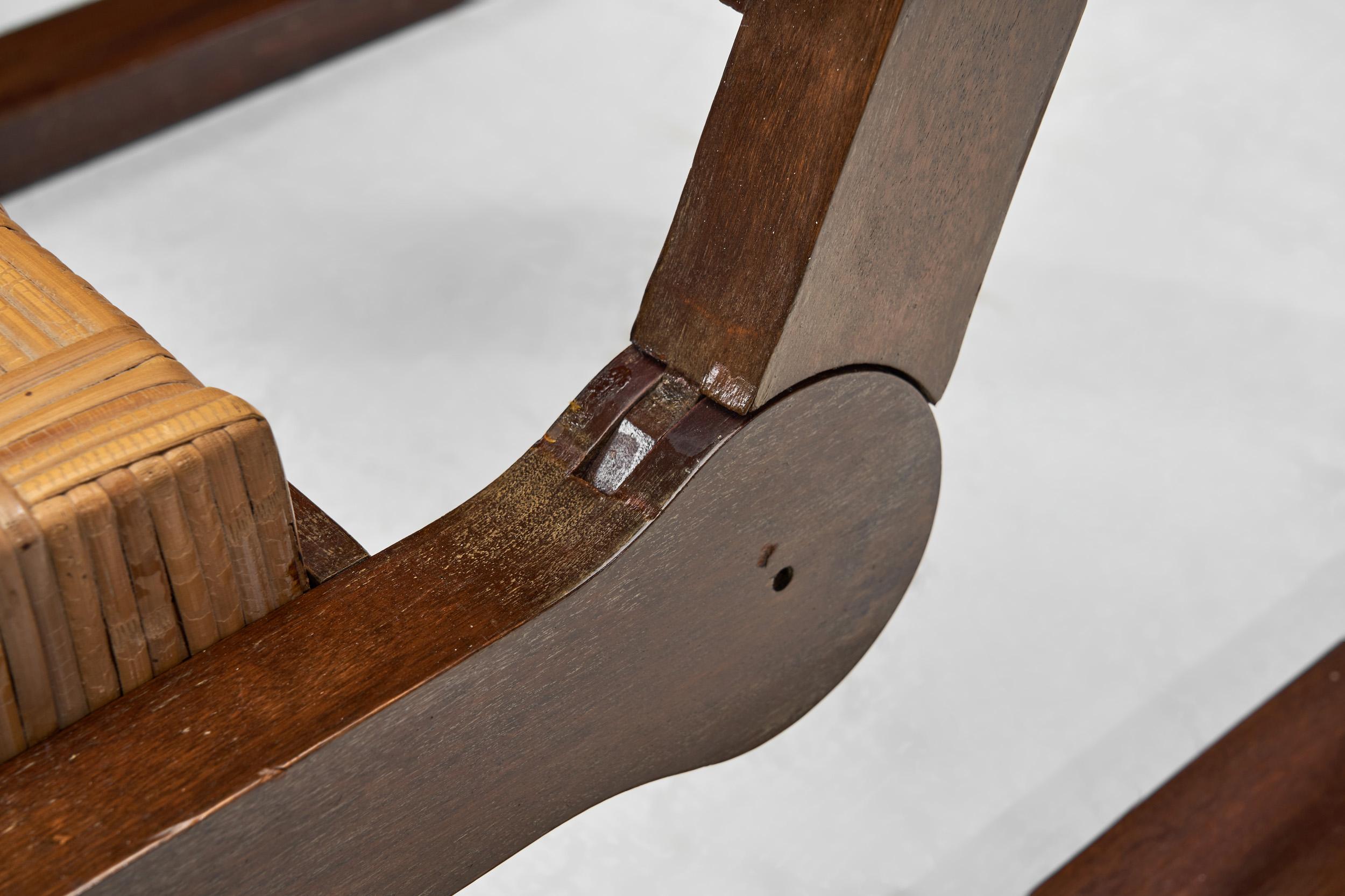 Pair of Chairs with Footstools by Francis Jourdain (Attr.), France ca 1928 For Sale 3