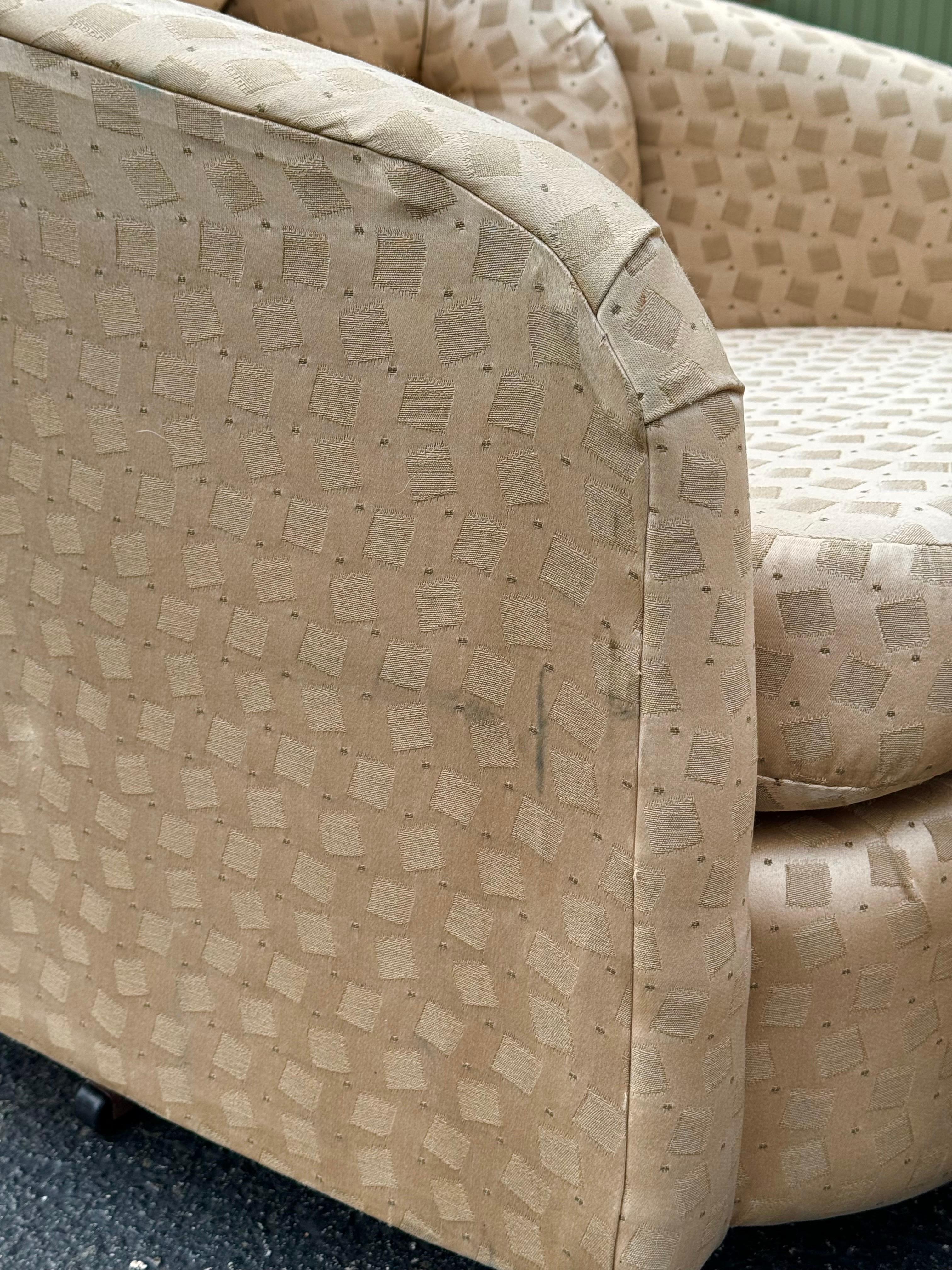 Coppia di sedie girevoli color champagne in vendita 8
