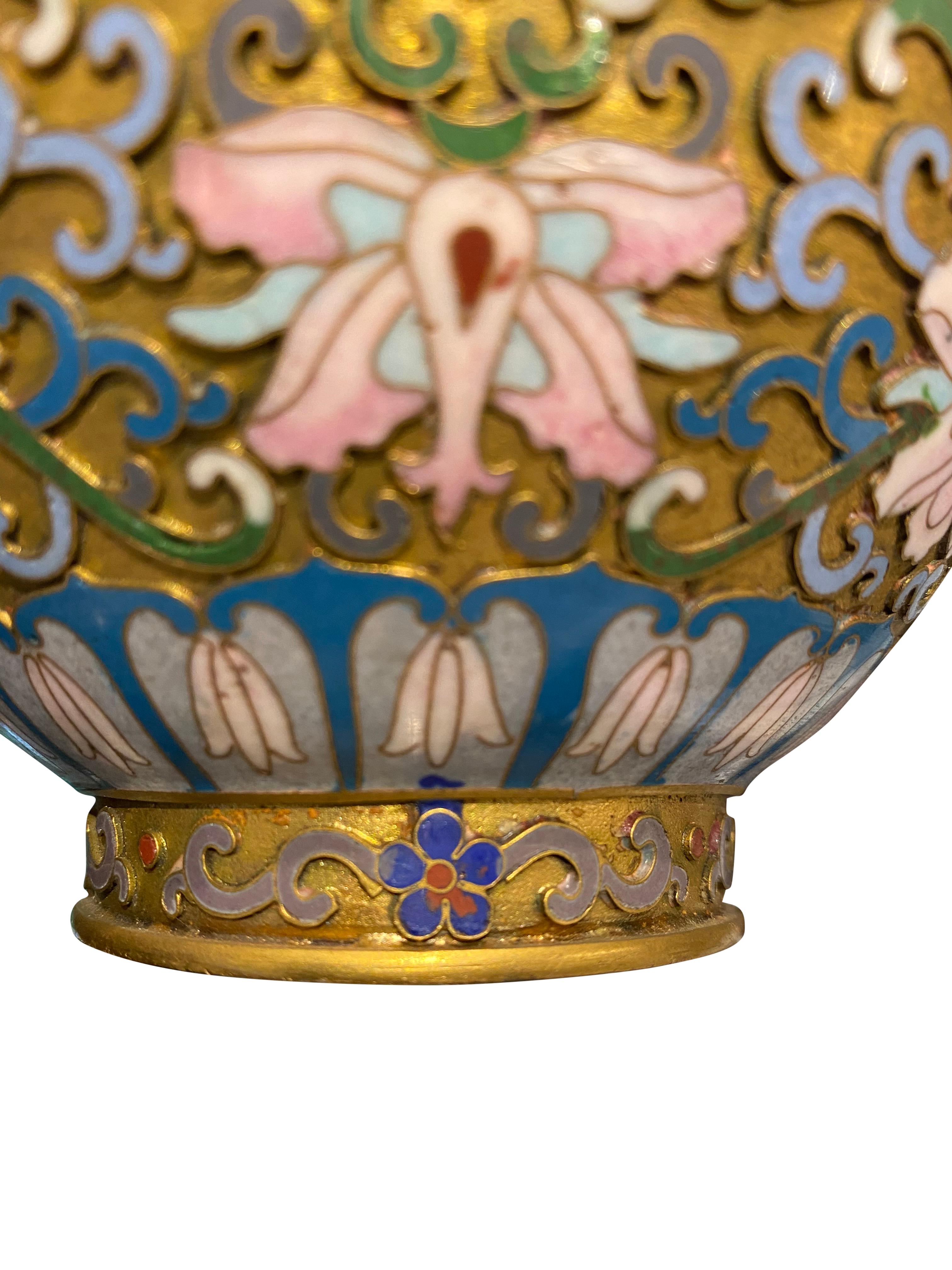 Pair of Champleve Cloisonne Antique Vases Green and Pink Flowers, 19th Century For Sale 4