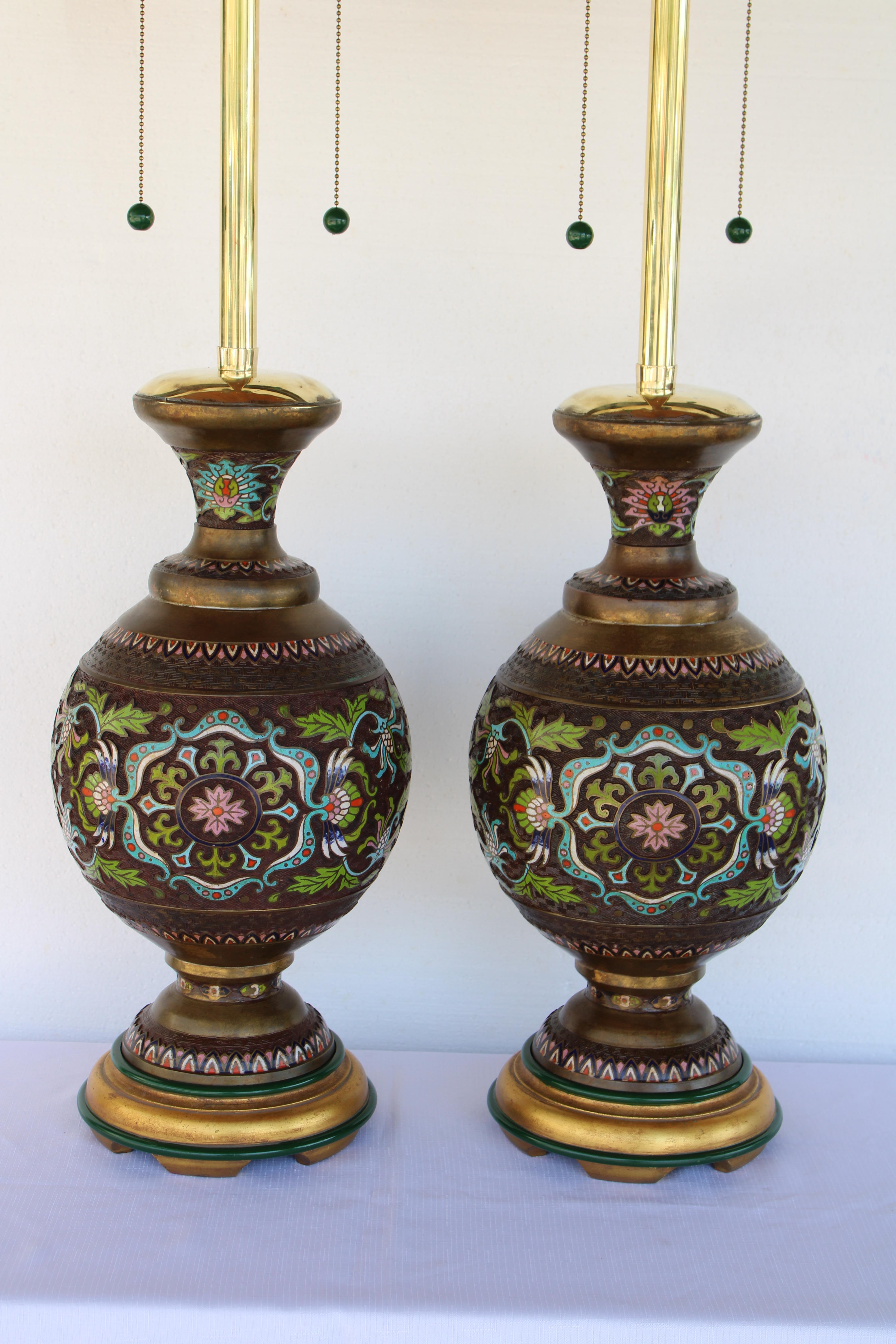 Pareja de Lámparas Champlevé de The MARBRO Lamp Company, Los Ángeles, CA. Estadounidense en venta