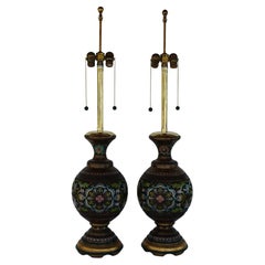 Ein Paar Champlevé-Lampen von The MARBRO Lamp Company, Los Angeles, CA.