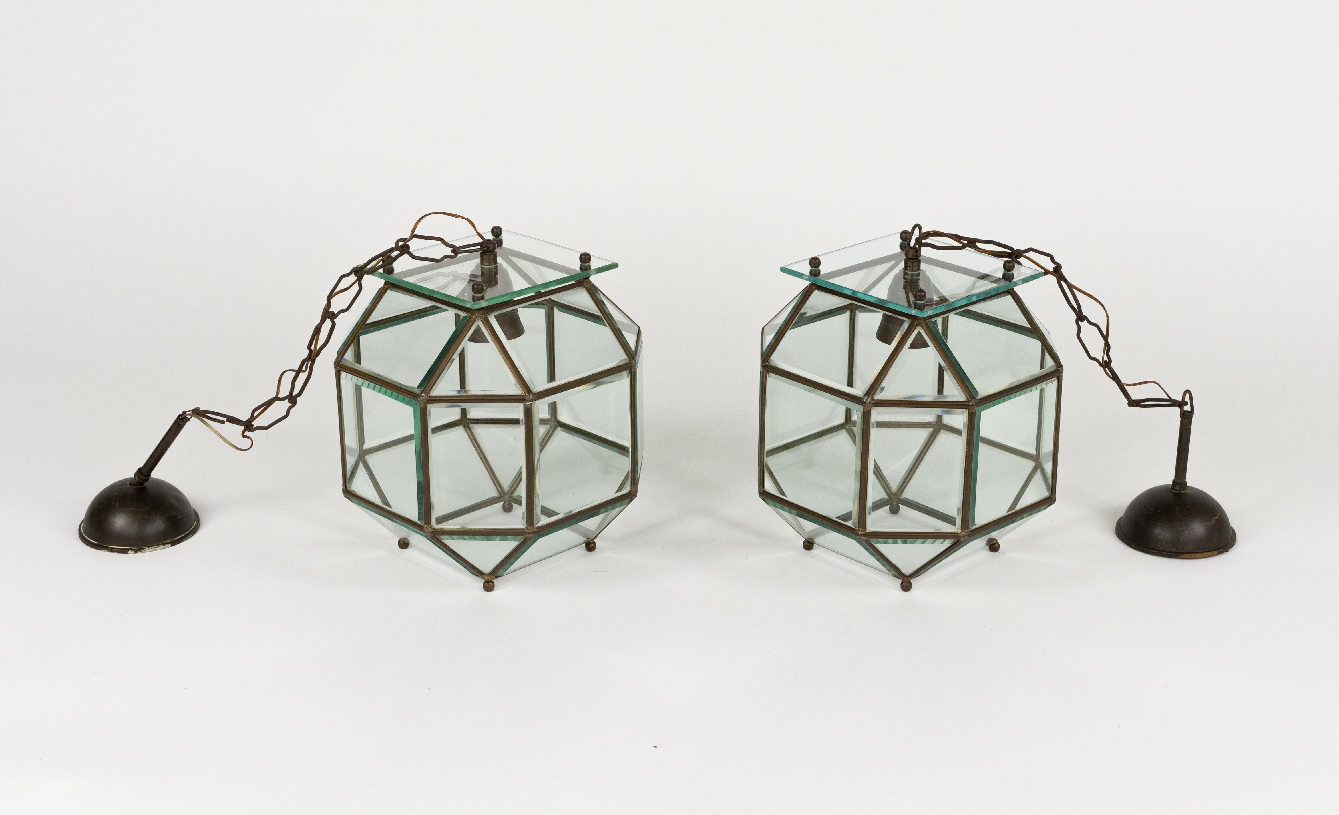 Mid-Century Modern Pair of  Chandelier in Brass and Beveled Glass Adolf Loos Style, Italy 1950s For Sale