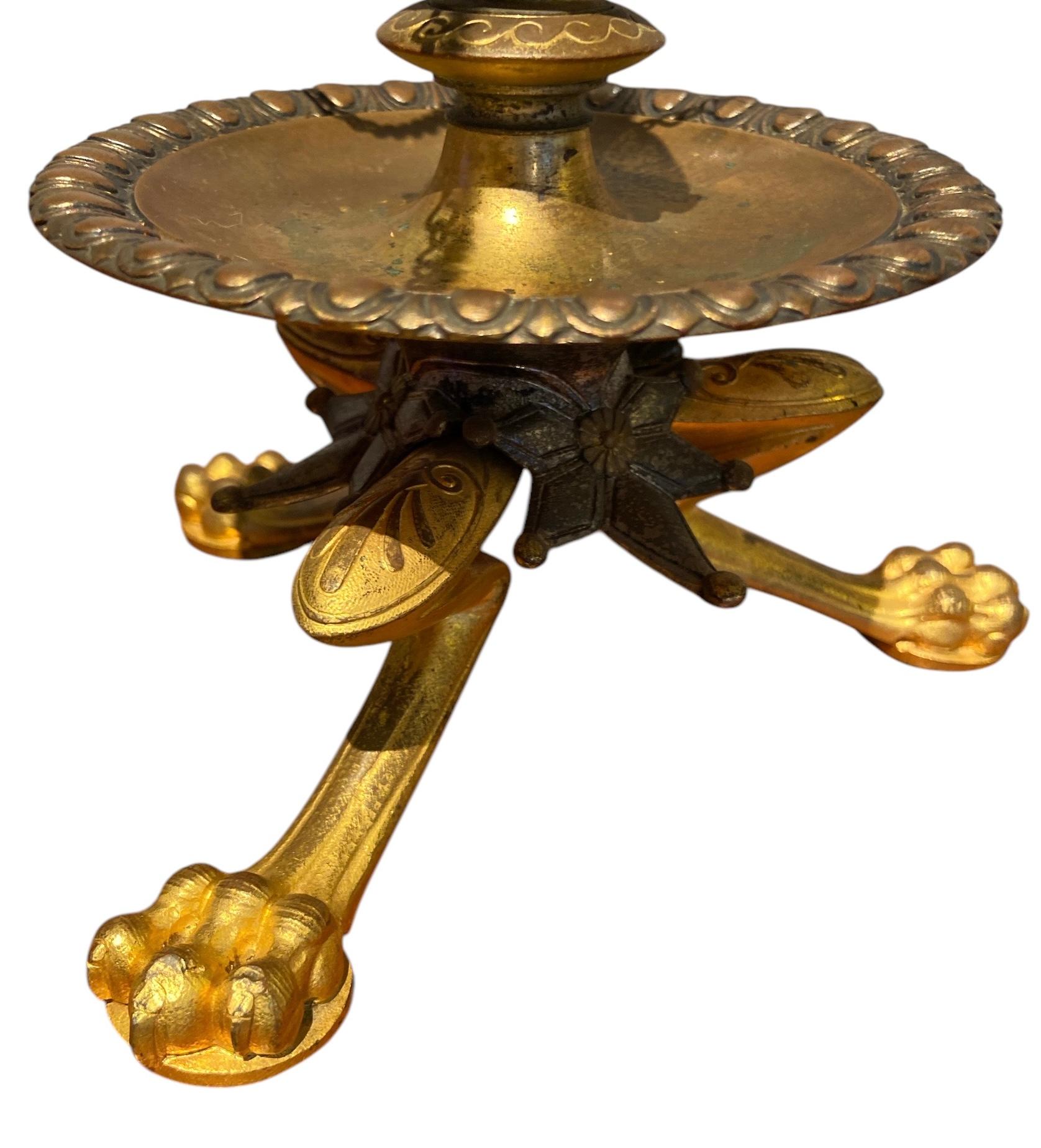 Fine XIX secolo Coppia di lampadari in bronzo in vendita