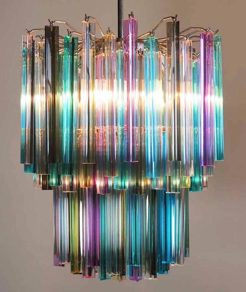 Pair of Chandeliers Multi-Color 107 Triedri, Murano, 1970s In Excellent Condition For Sale In Budapest, HU