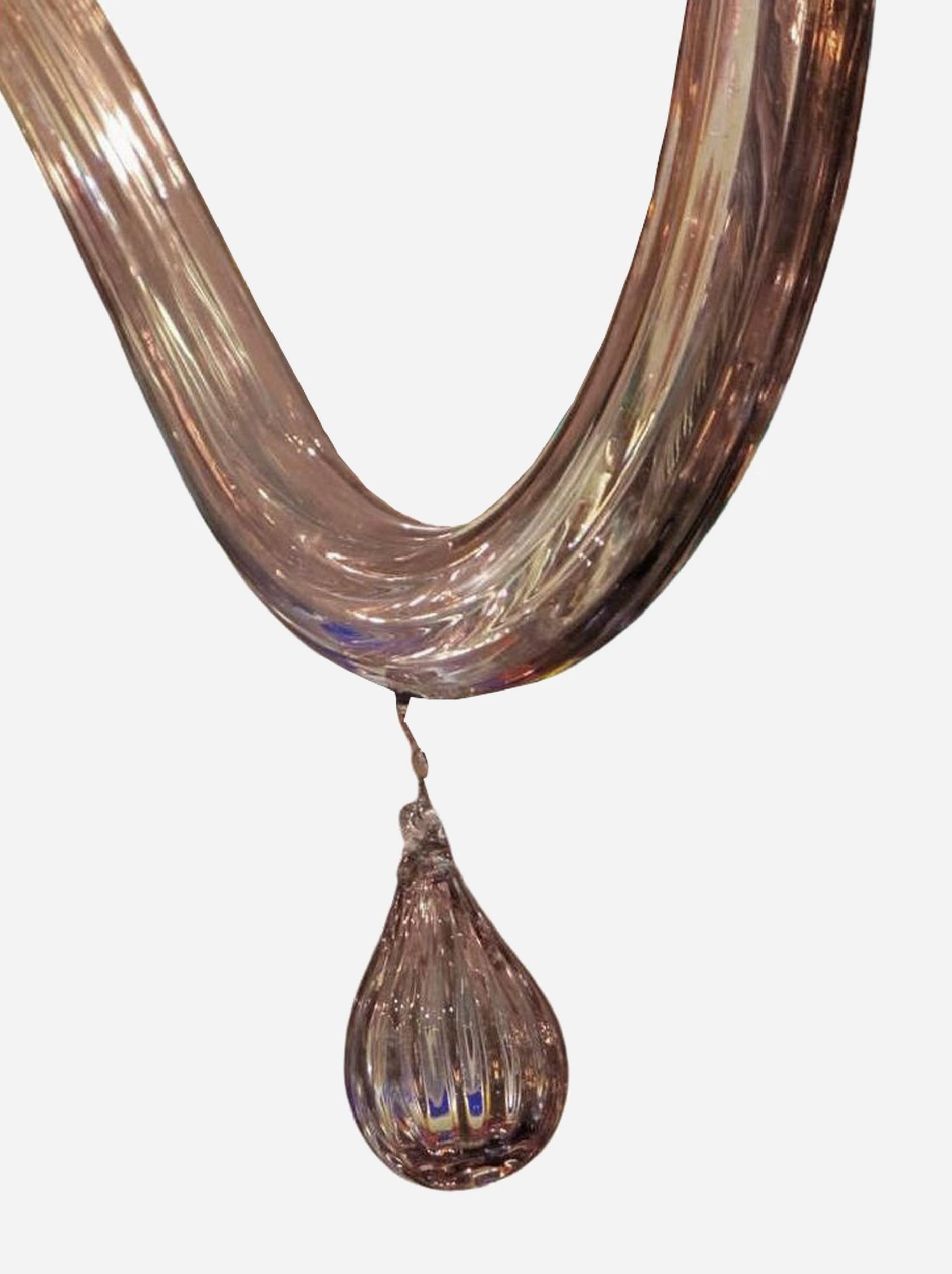Vetro soffiato Coppia di lampadari, Venini, Murano, Italia, circa 1970 in vendita