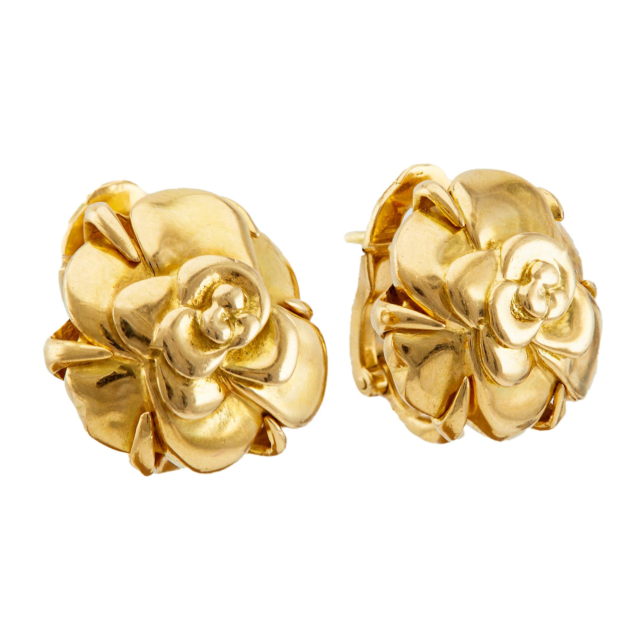 Women's or Men's Pair of Chanel 18K Yellow Gold Camellia Flower Earrings