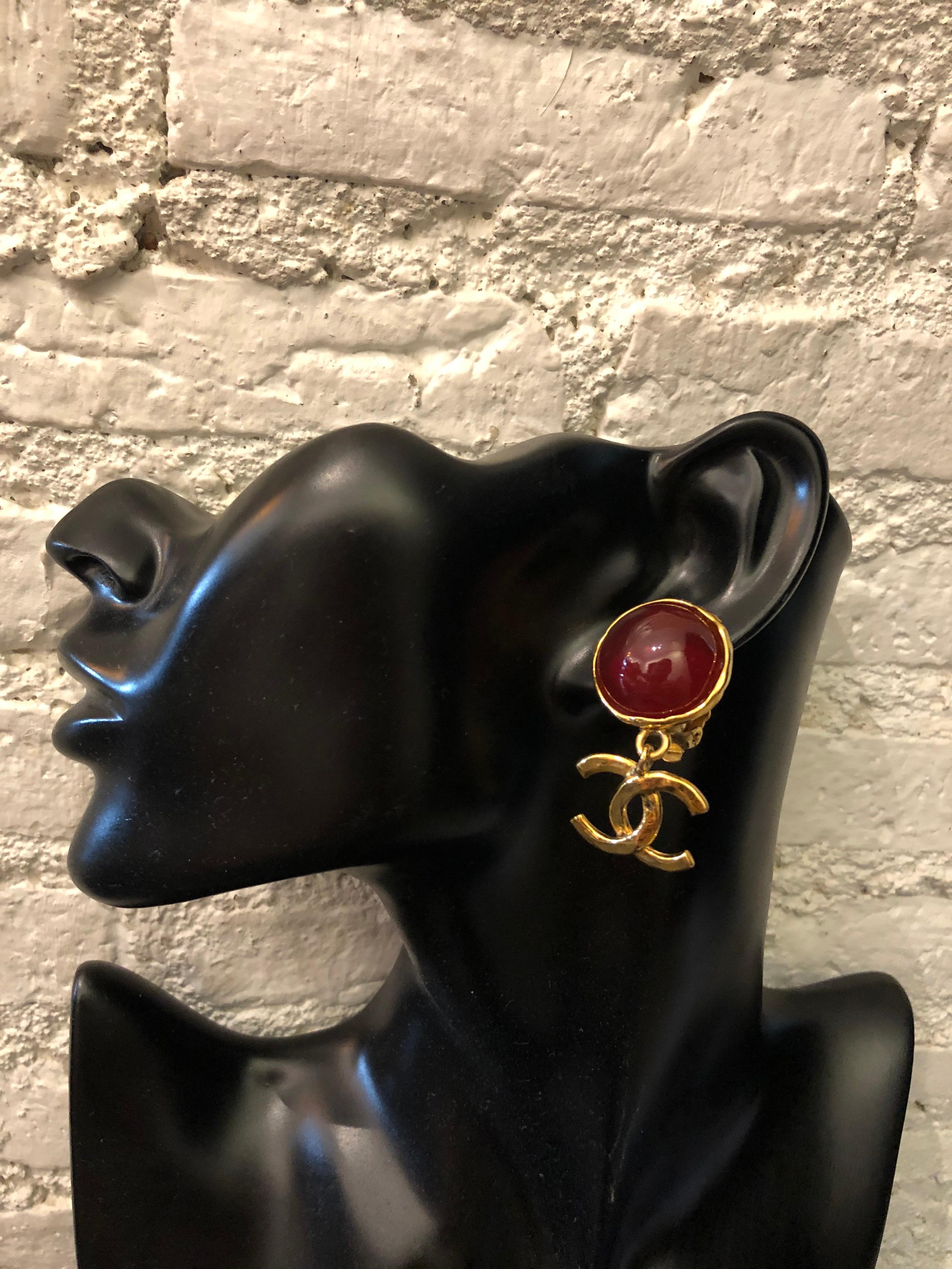Pair of CHANEL Gold Toned Red Gripoix Dangle Earclips Clip On Earrings 2