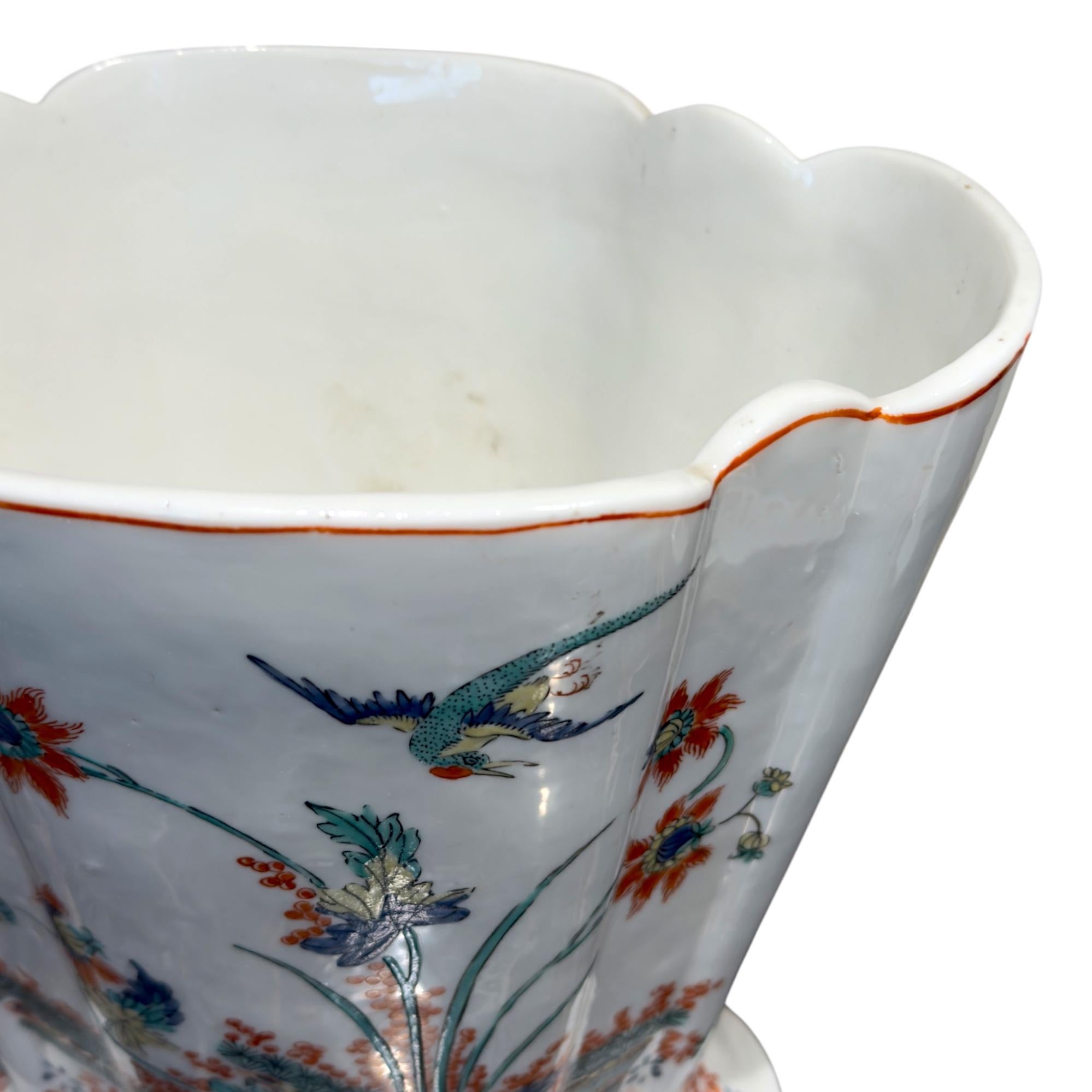 Dorato Pair of Chantilly Porcelain Vases Mounted in Gilt Bronze, 19th Century in vendita