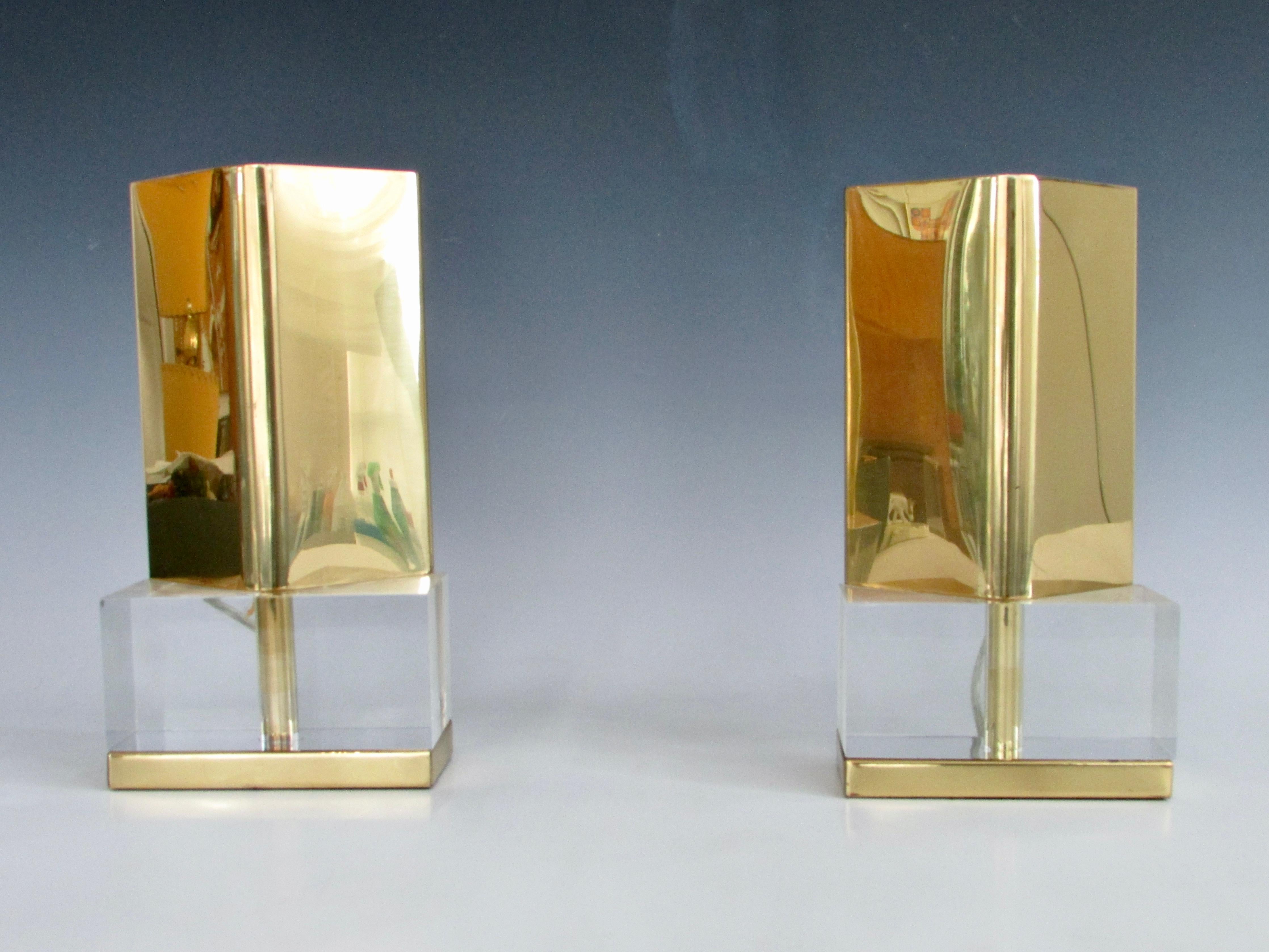 Pair of Chapman Cedric Hartman Style Table or Shelf Top Sconces on Lucite Base For Sale 12