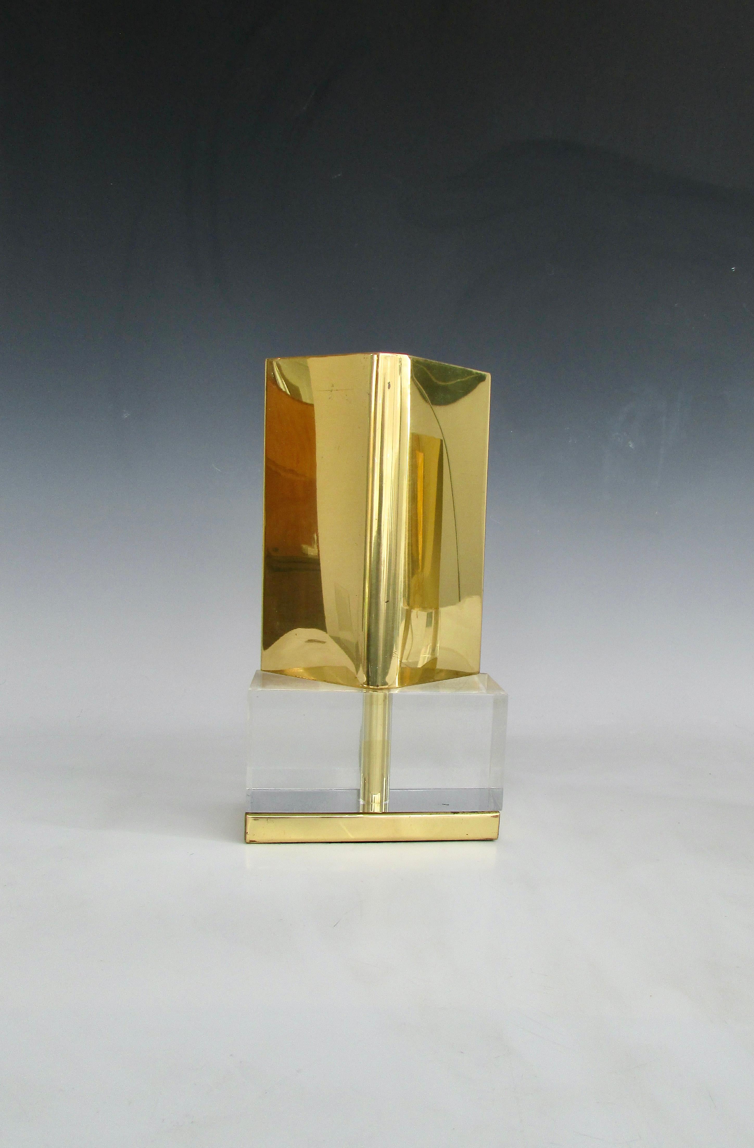 Mid-Century Modern Pair of Chapman Cedric Hartman Style Table or Shelf Top Sconces on Lucite Base For Sale