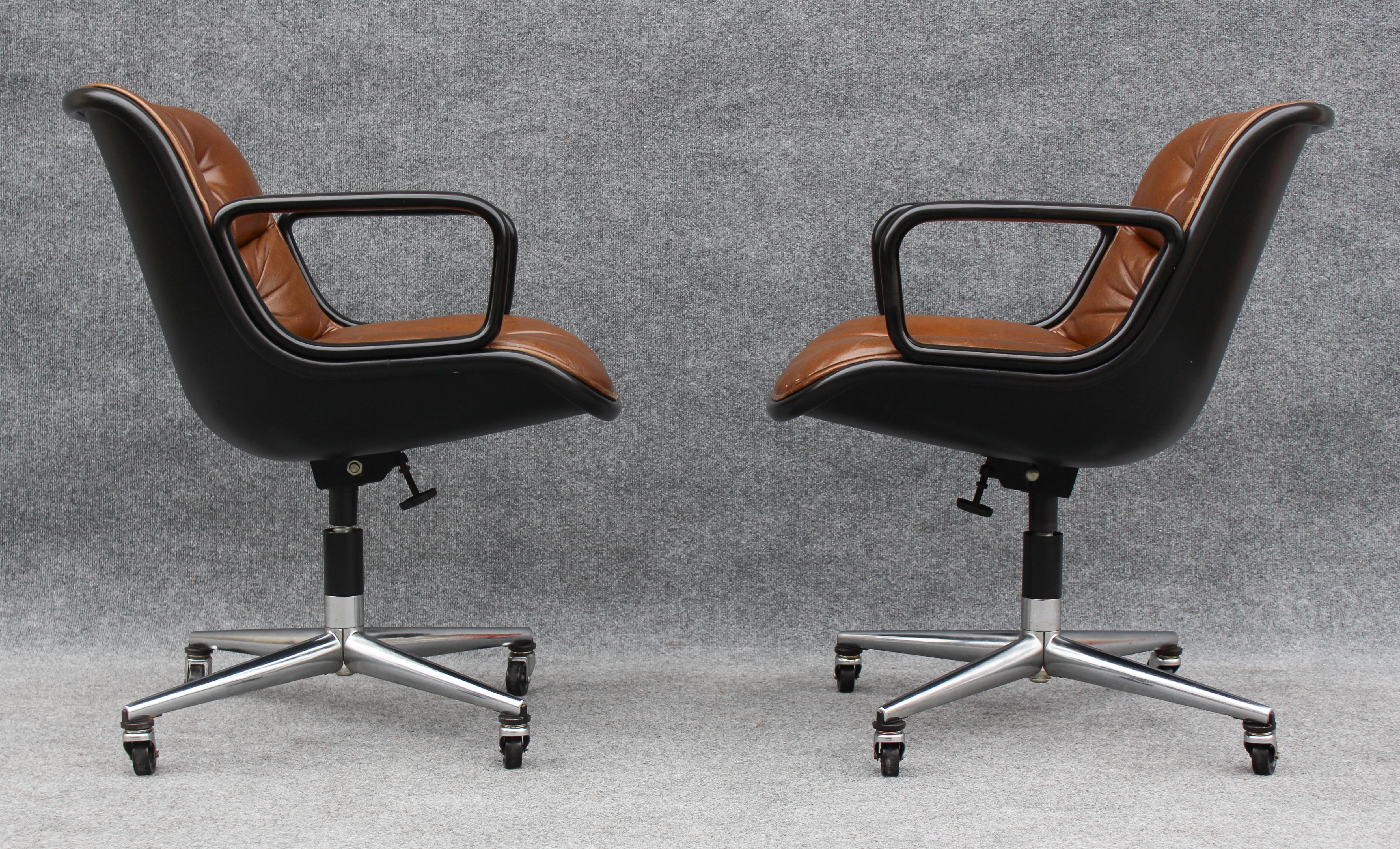 Pair of Charles Pollock for Knoll Arm or Desk Chairs in Brown Leather & Black In Good Condition In Philadelphia, PA