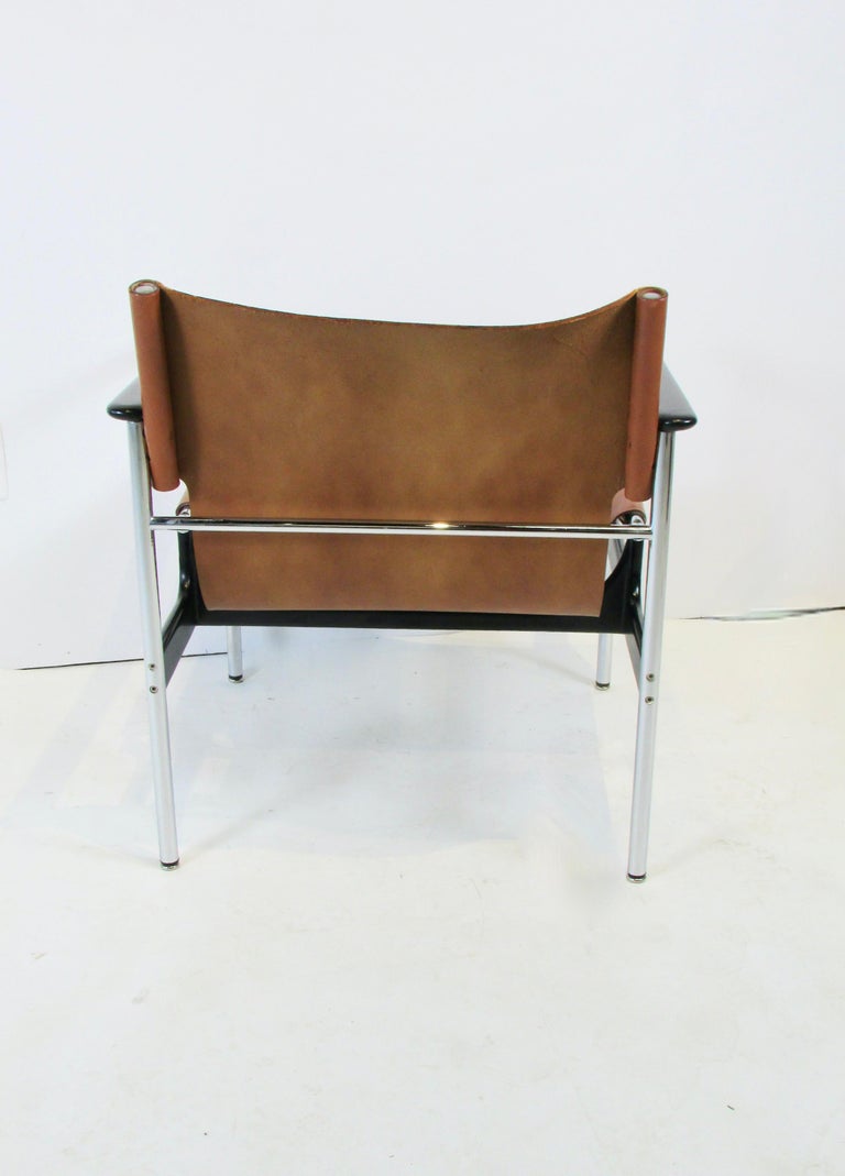 Pair of Charles Pollock Knoll Leather on Chrome 657 Chairs In Good Condition In Ferndale, MI