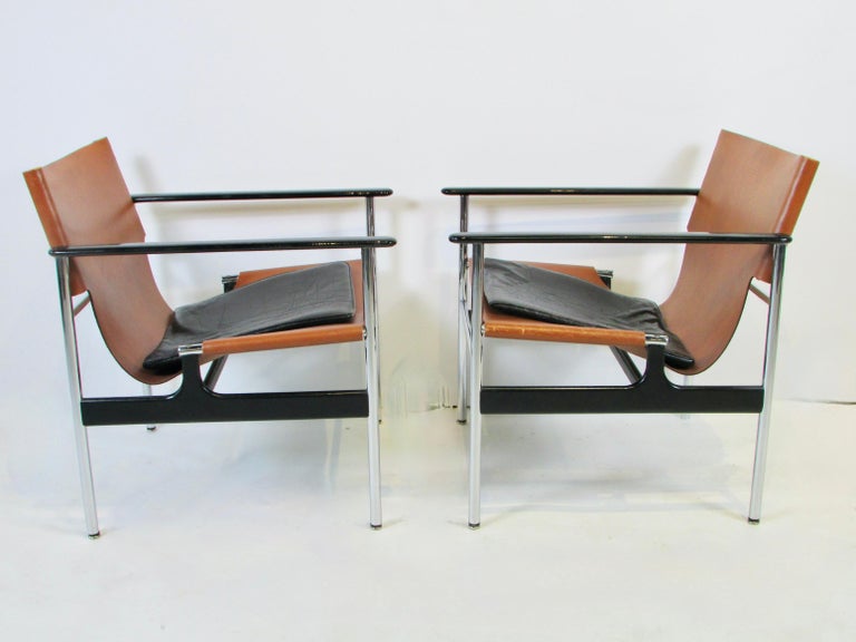 20th Century Pair of Charles Pollock Knoll Leather on Chrome 657 Chairs