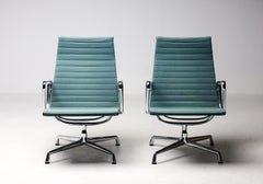 Pair of Charles & Ray Eames Aluminum Group Lounge Chairs in Seafoam Green, 1990