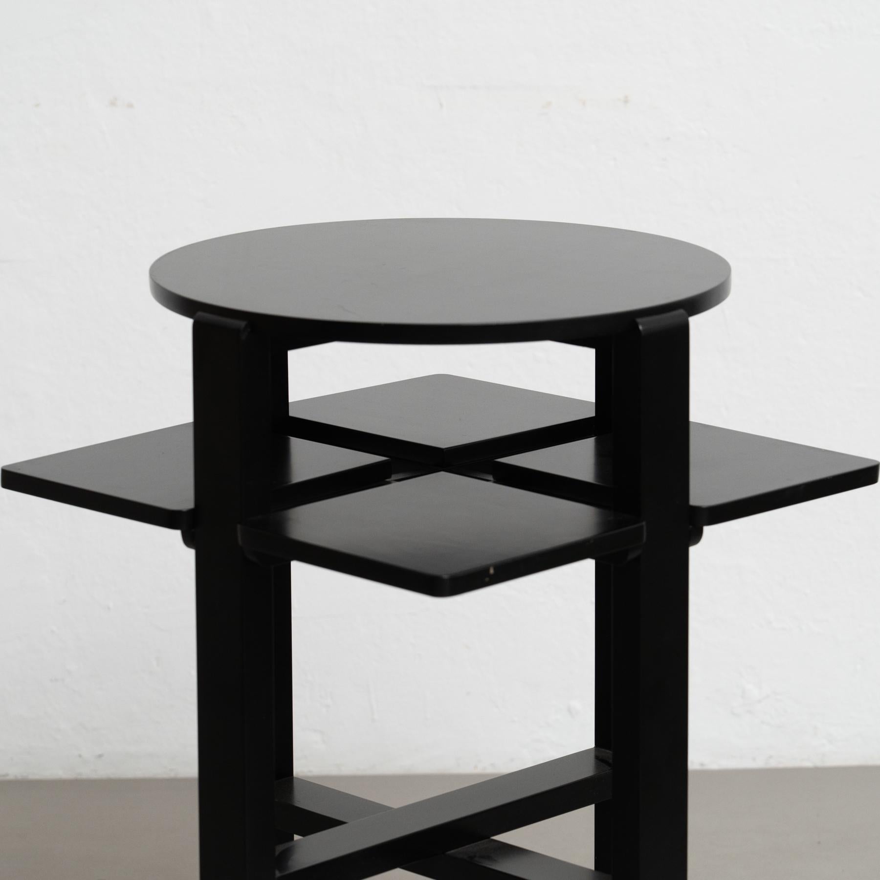 Pareja de mesas auxiliares de dominó Charles Rennie Mackintosh lacadas en negro, hacia 1970 7
