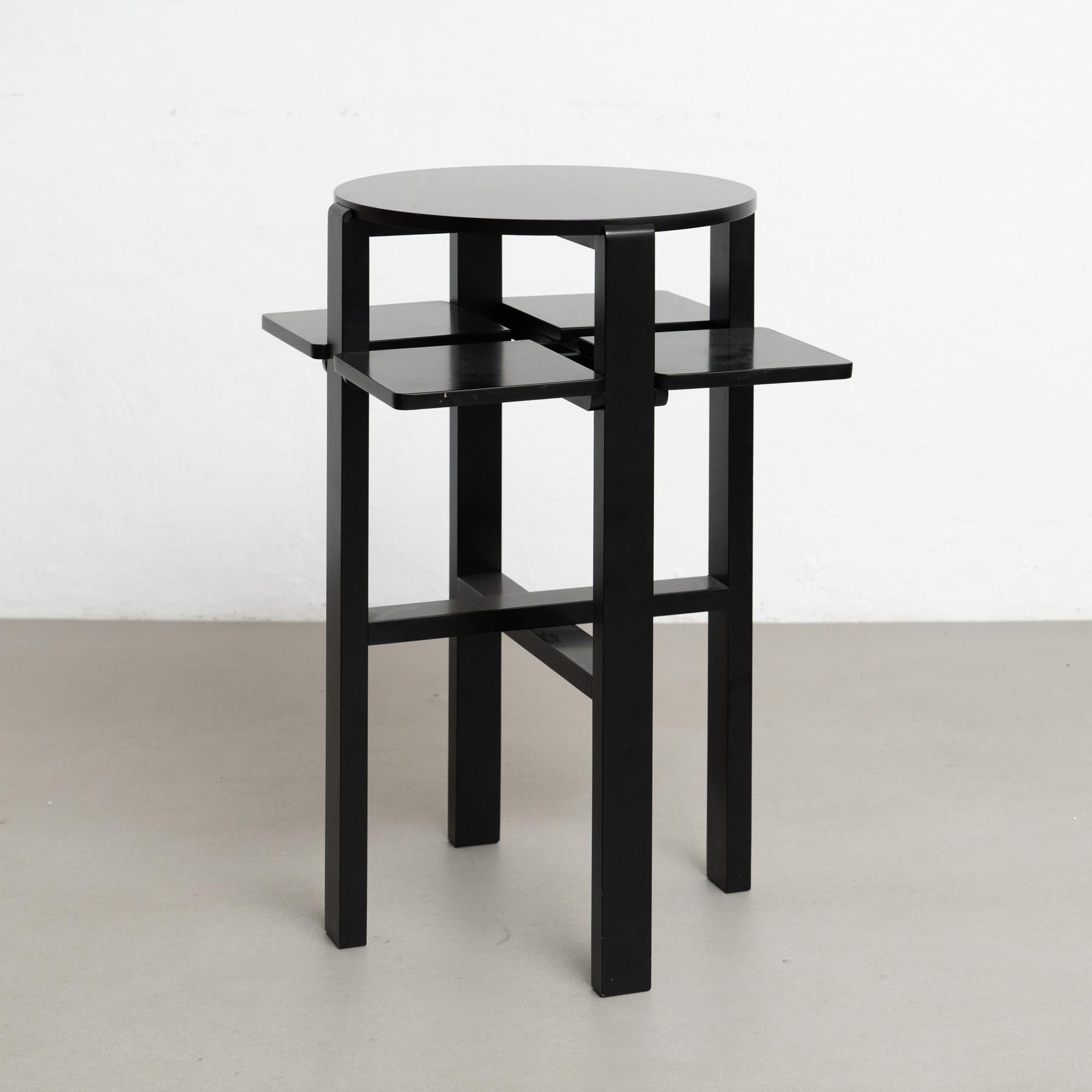 Pareja de mesas auxiliares de dominó Charles Rennie Mackintosh lacadas en negro, hacia 1970 8