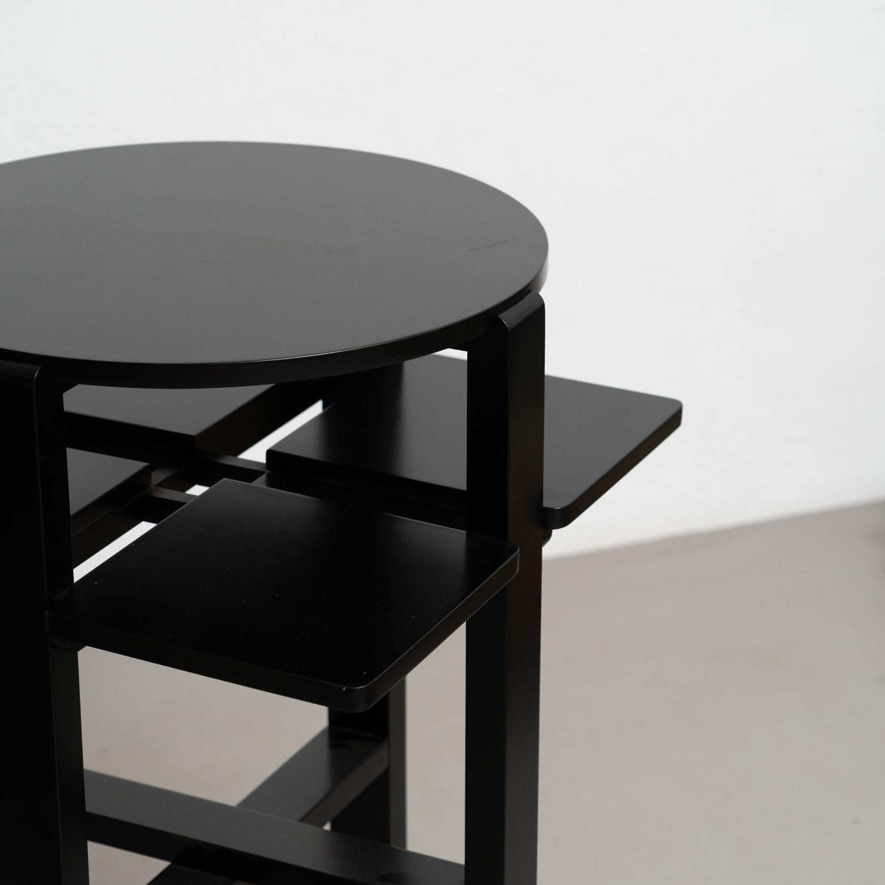 Pareja de mesas auxiliares de dominó Charles Rennie Mackintosh lacadas en negro, hacia 1970 finales del siglo XX