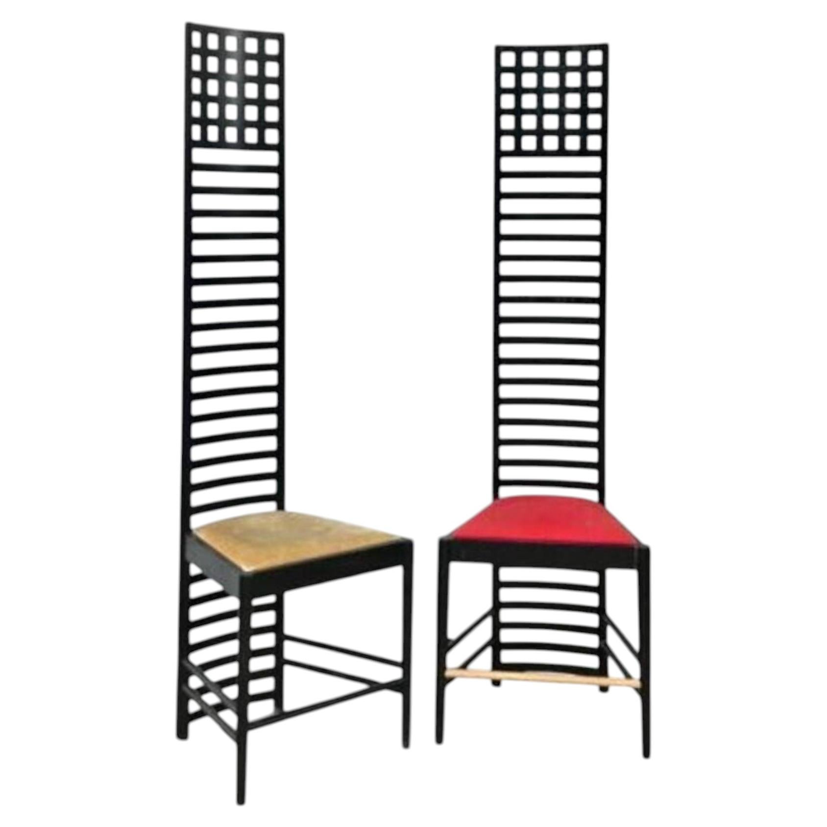 Paire de chaises Cassina signées Charles Rennie Mackintosh. Prix par chaise. en vente