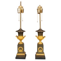 Paar Charles X.-Tischlampen aus Bronze und Goldbronze