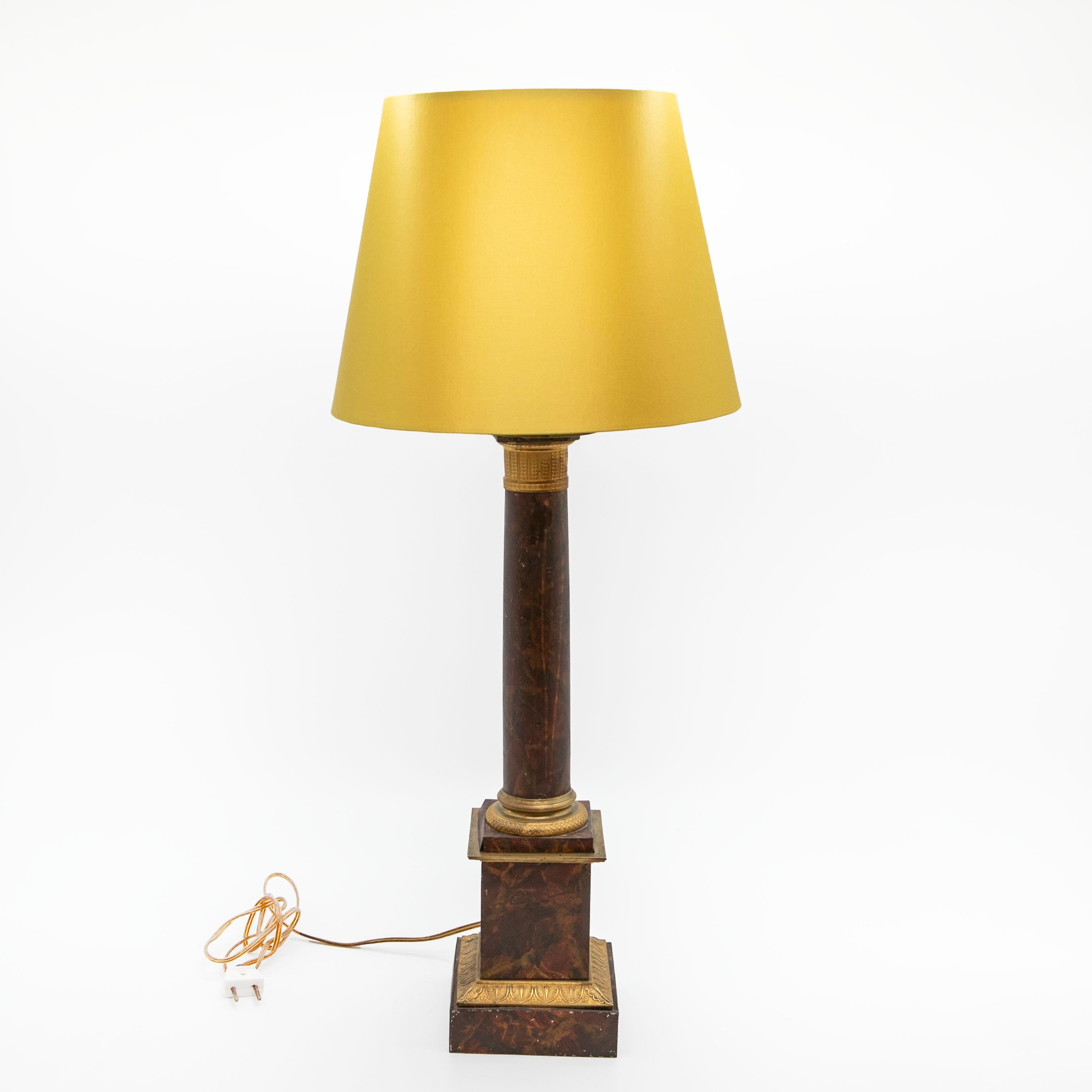 Paire de lampes de bureau Charles X en bronze doré, France en vente 6