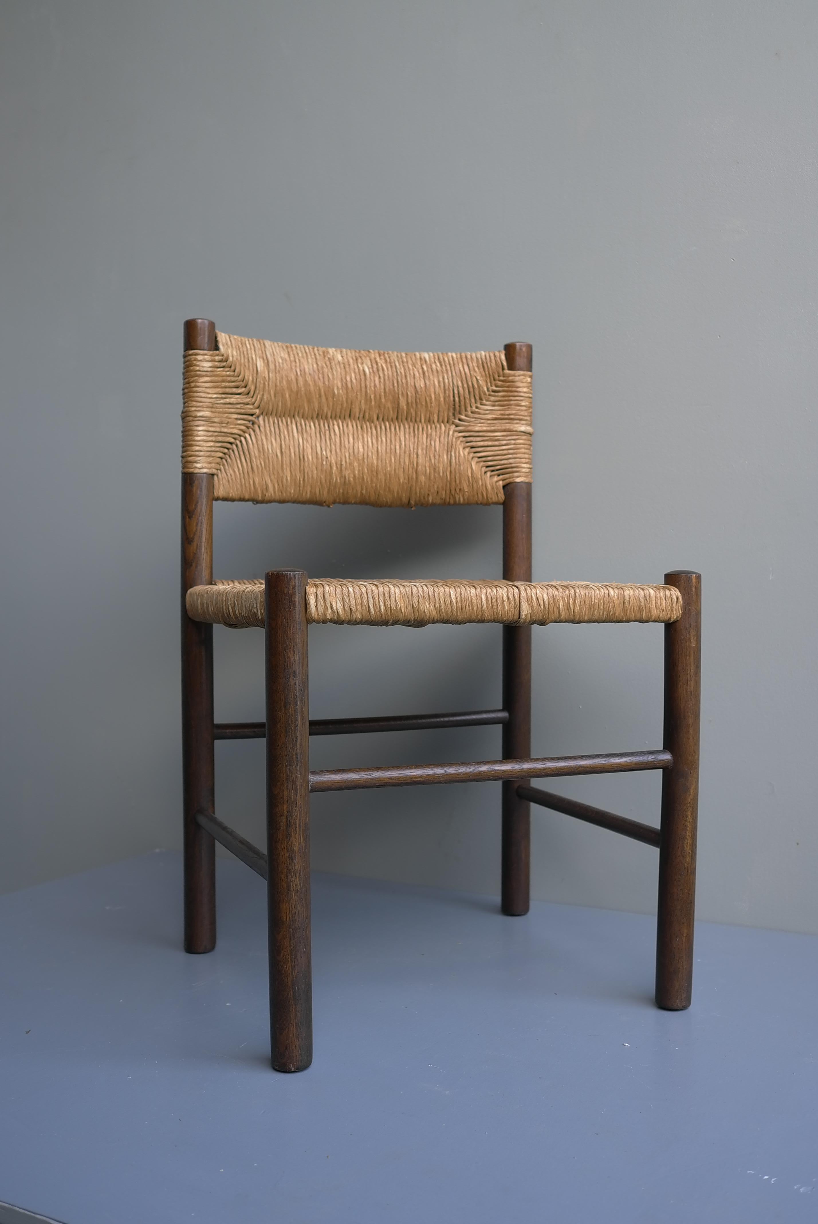 Pair of Charlotte Perriand 'Dordogne' Chairs in Wood and Rush, France, 1960's In Good Condition In Den Haag, NL