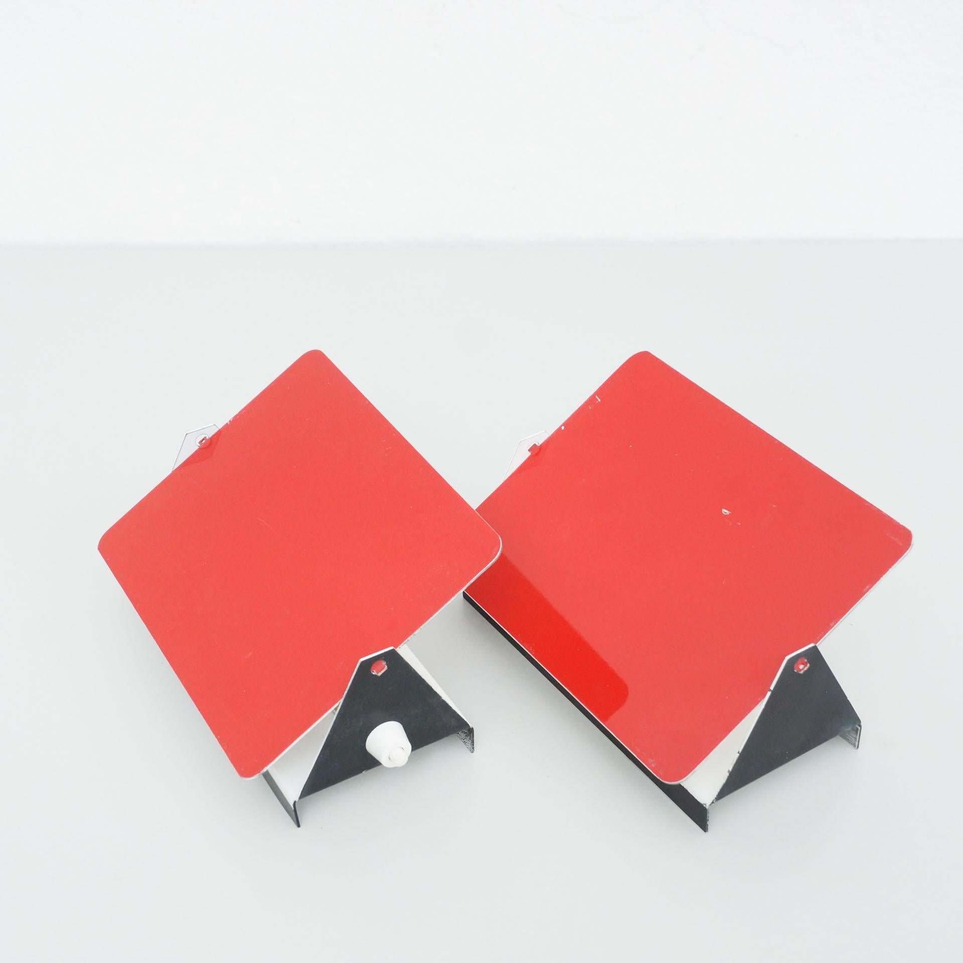 Pair of Charlotte Perriand, Mid-Century Modern Red Metal CP-1 Wall Light, 1960 1