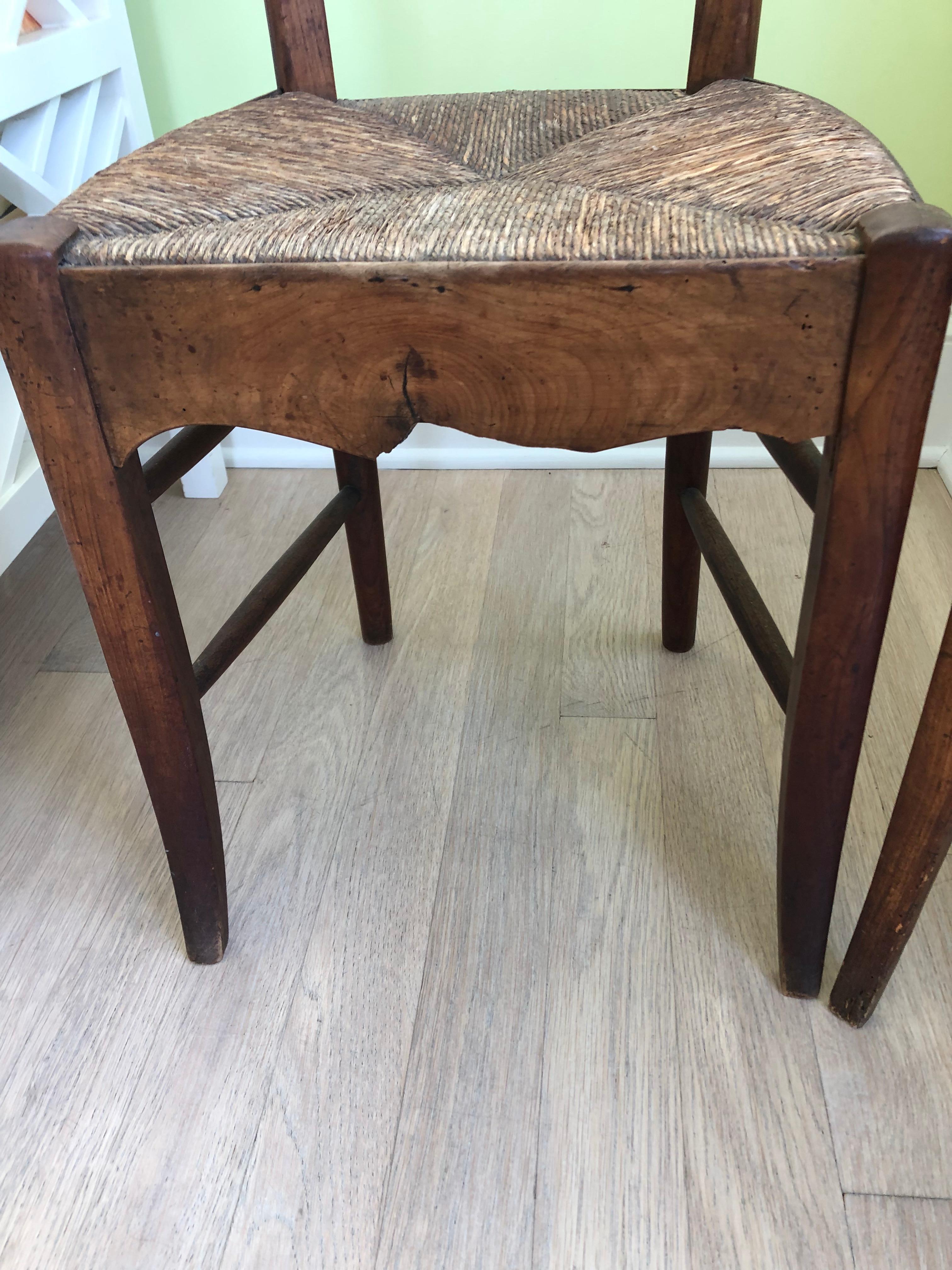 Pair of Charming Antique Country Pine Side Chairs with Rush Seats For Sale 1