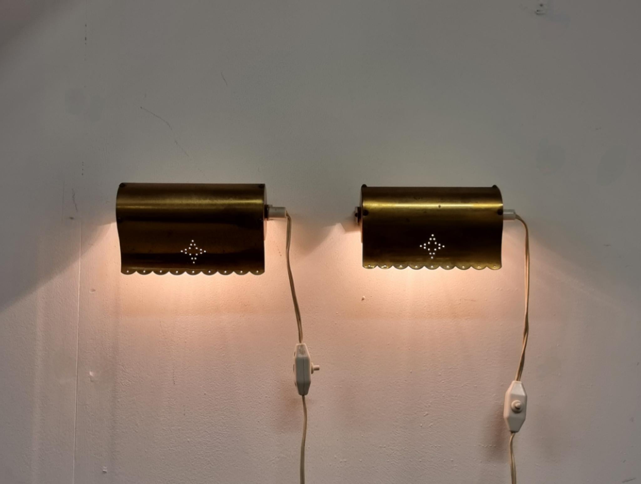 Pair of Charming Wall /Bed Lights, Brass with Star Pattern, Scandinavian Modern For Sale 3