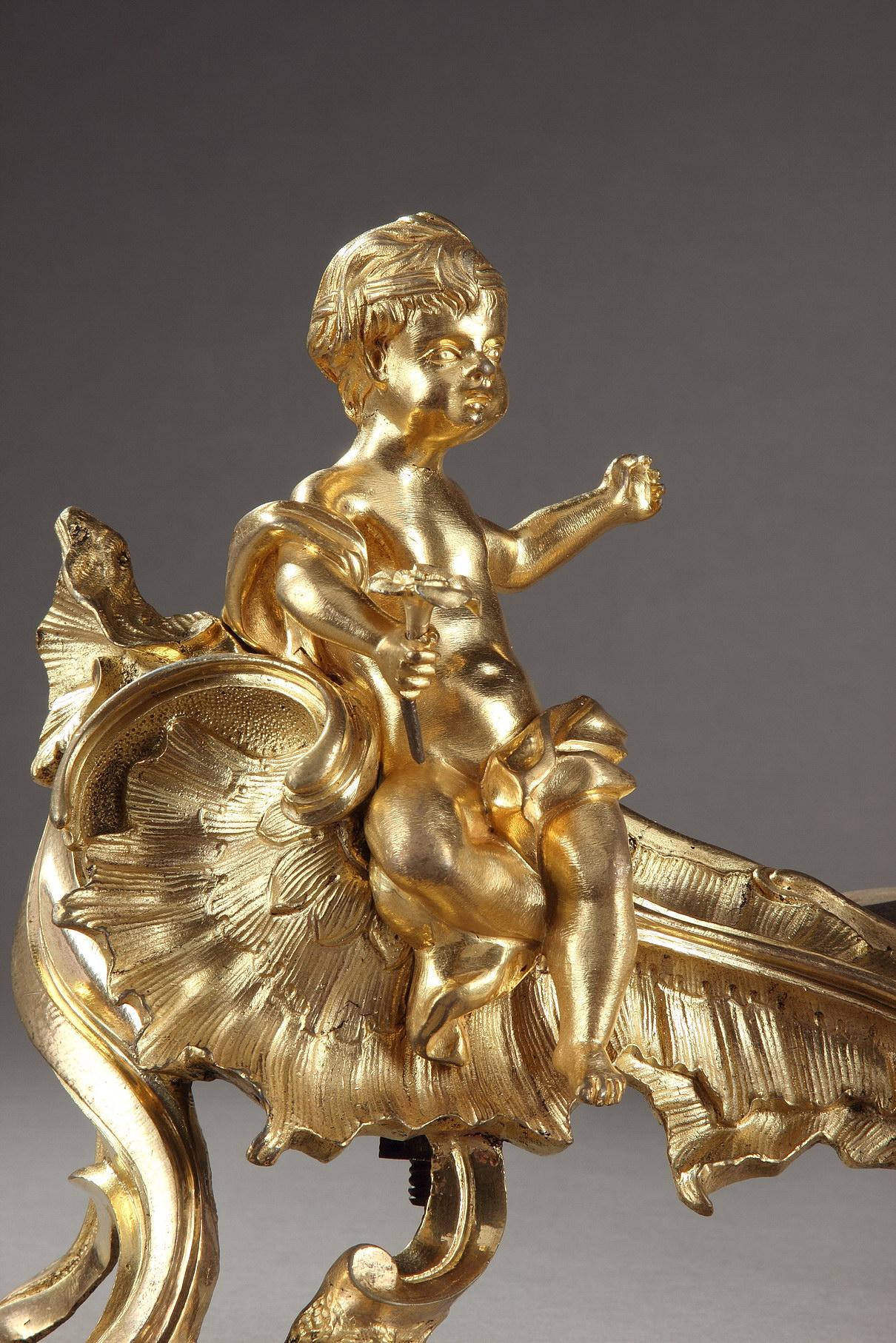 Bronze Paire de chenets en bronze ciselé et doré du 18ème siècle en vente