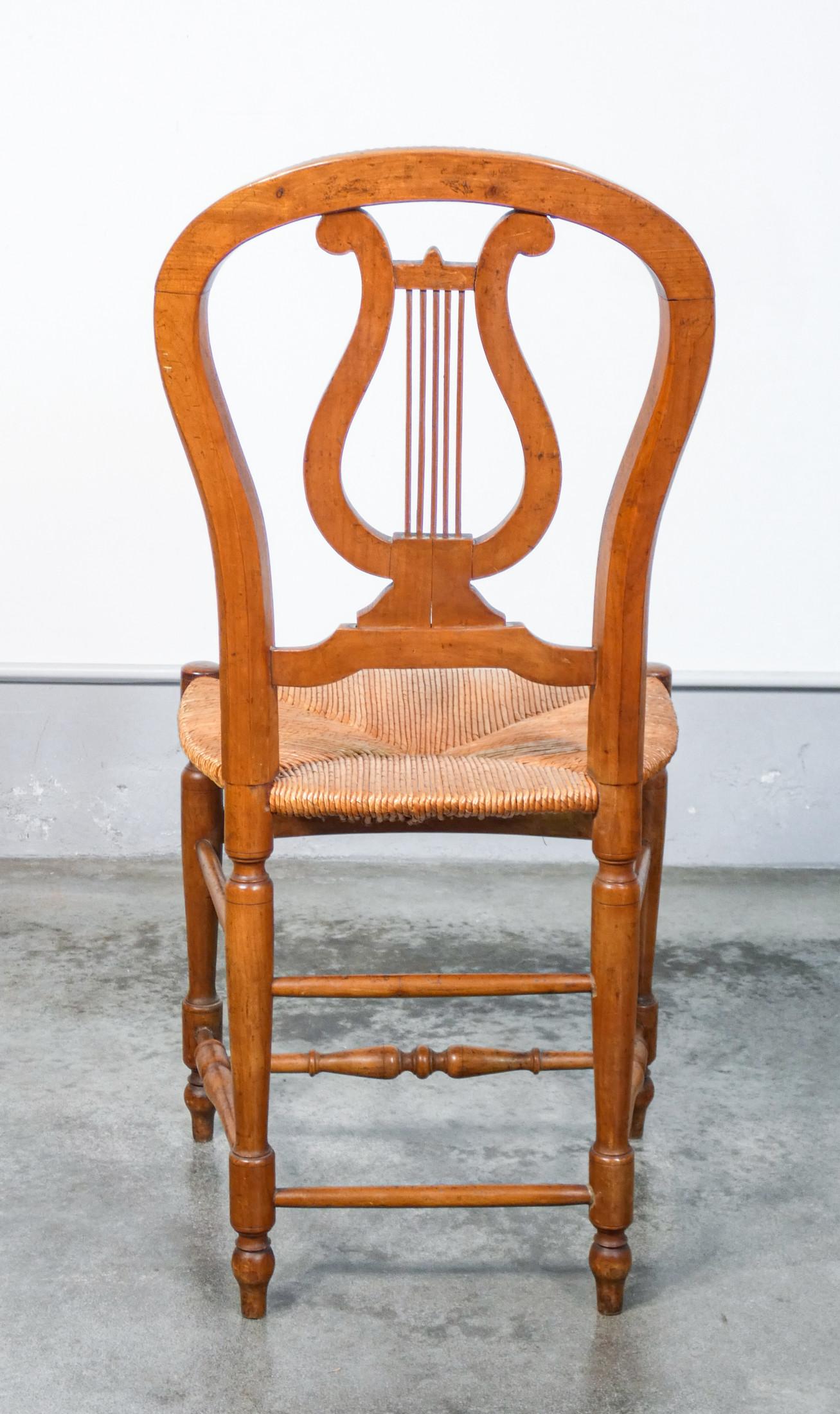 Pair of Cherry Wood Chairs with Lyre-Shaped Back and Straw Seat, Early 20th For Sale 4