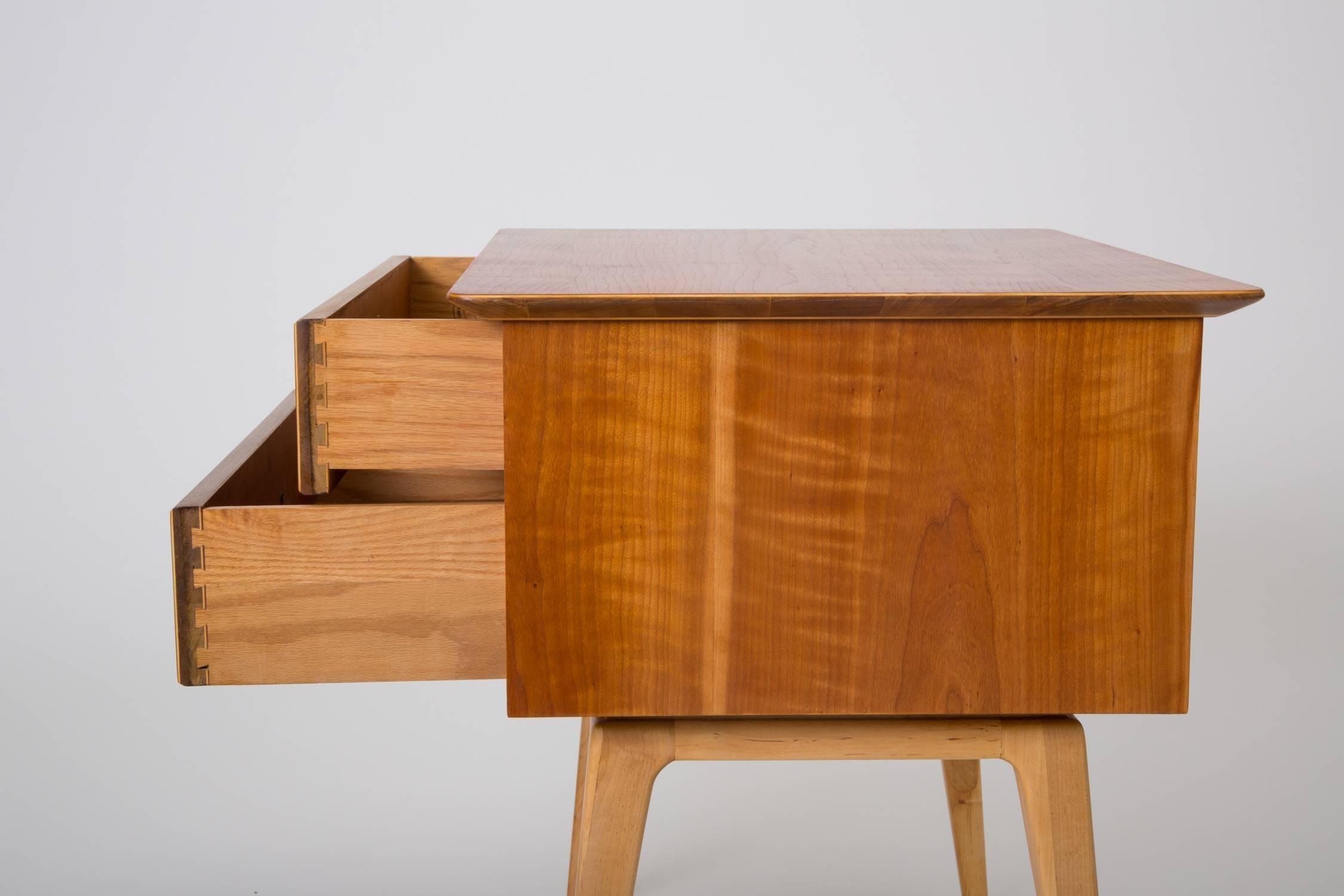 Pair of Cherrywood Nightstands by Renzo Rutili for Johnson Furniture 4