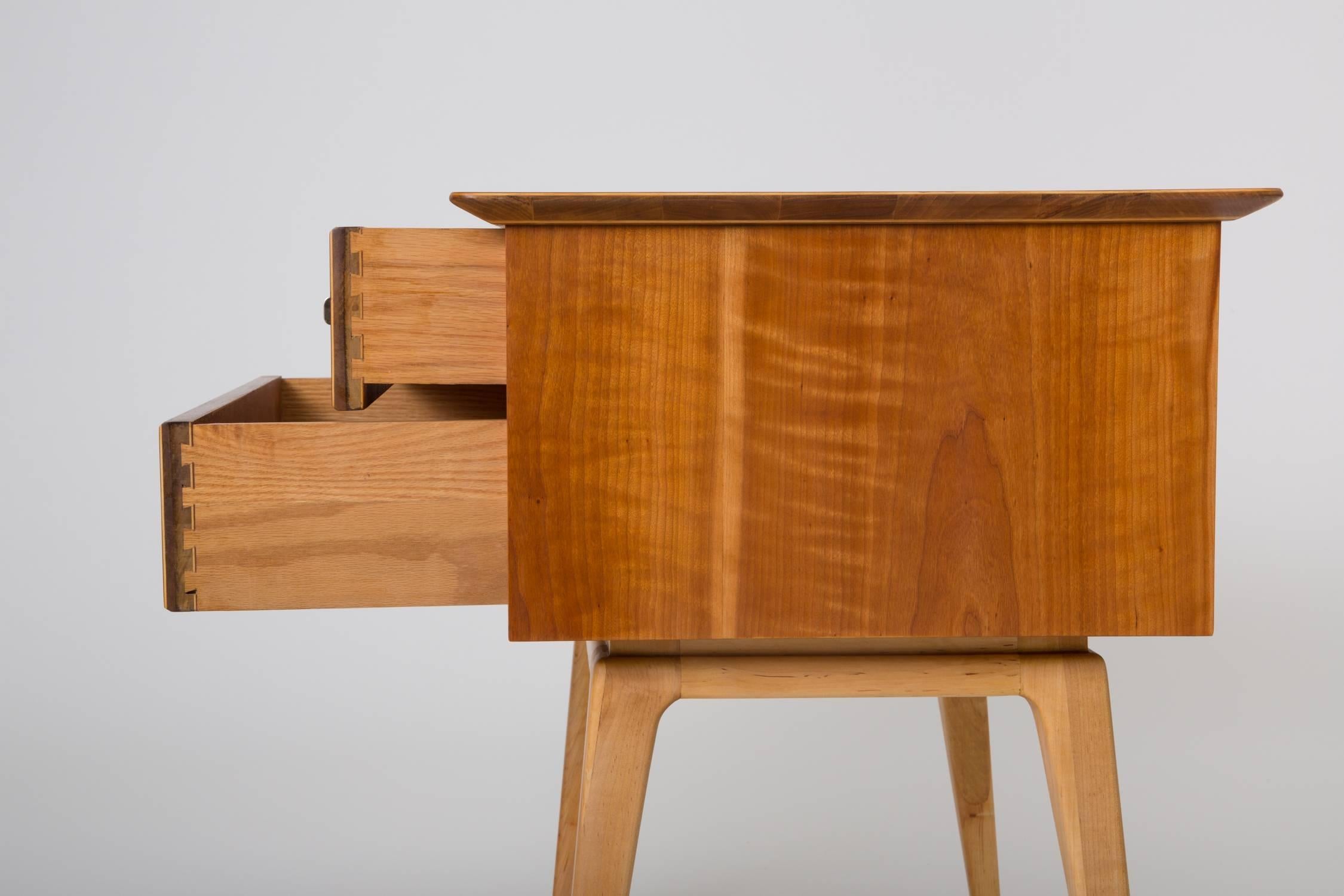 Pair of Cherrywood Nightstands by Renzo Rutili for Johnson Furniture 4