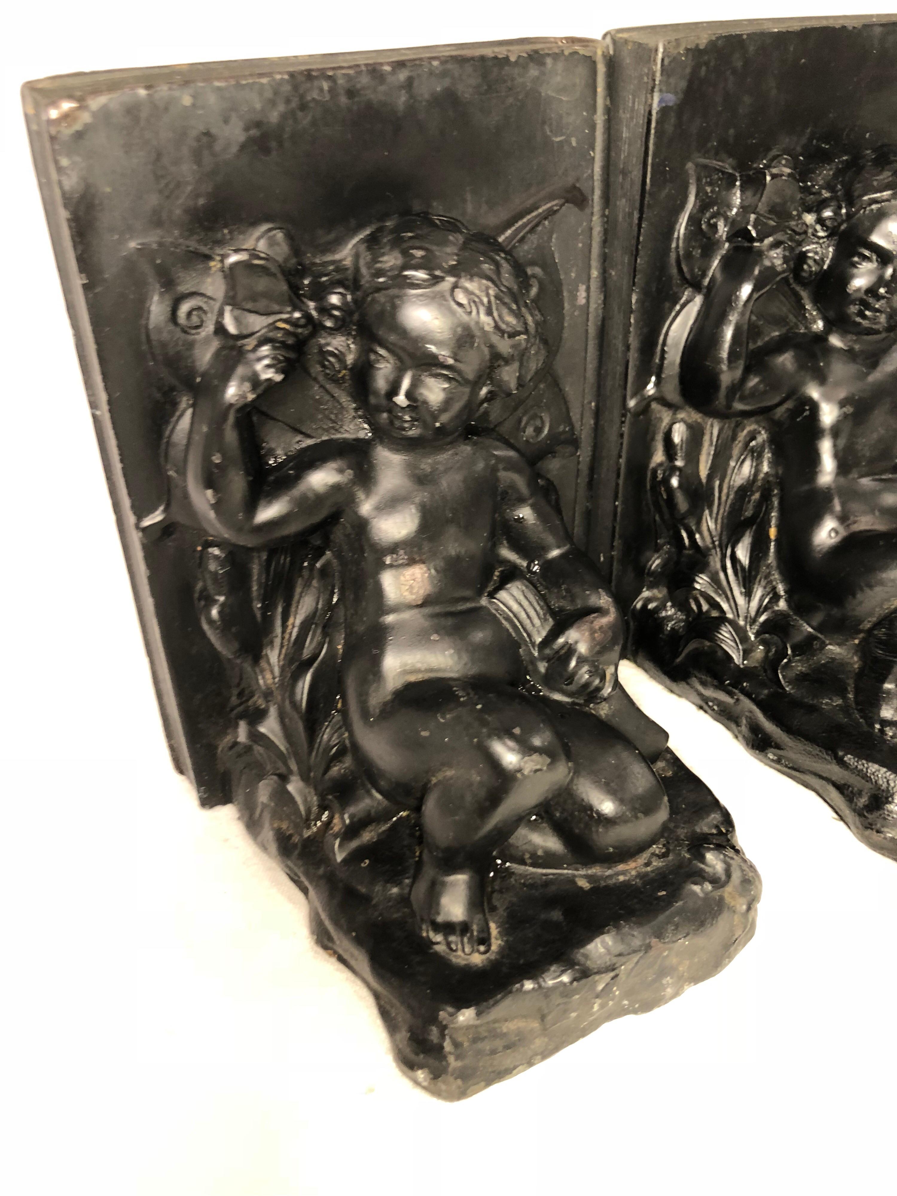 Pair of Victorian Cherub Bookends In Good Condition For Sale In Redding, CT