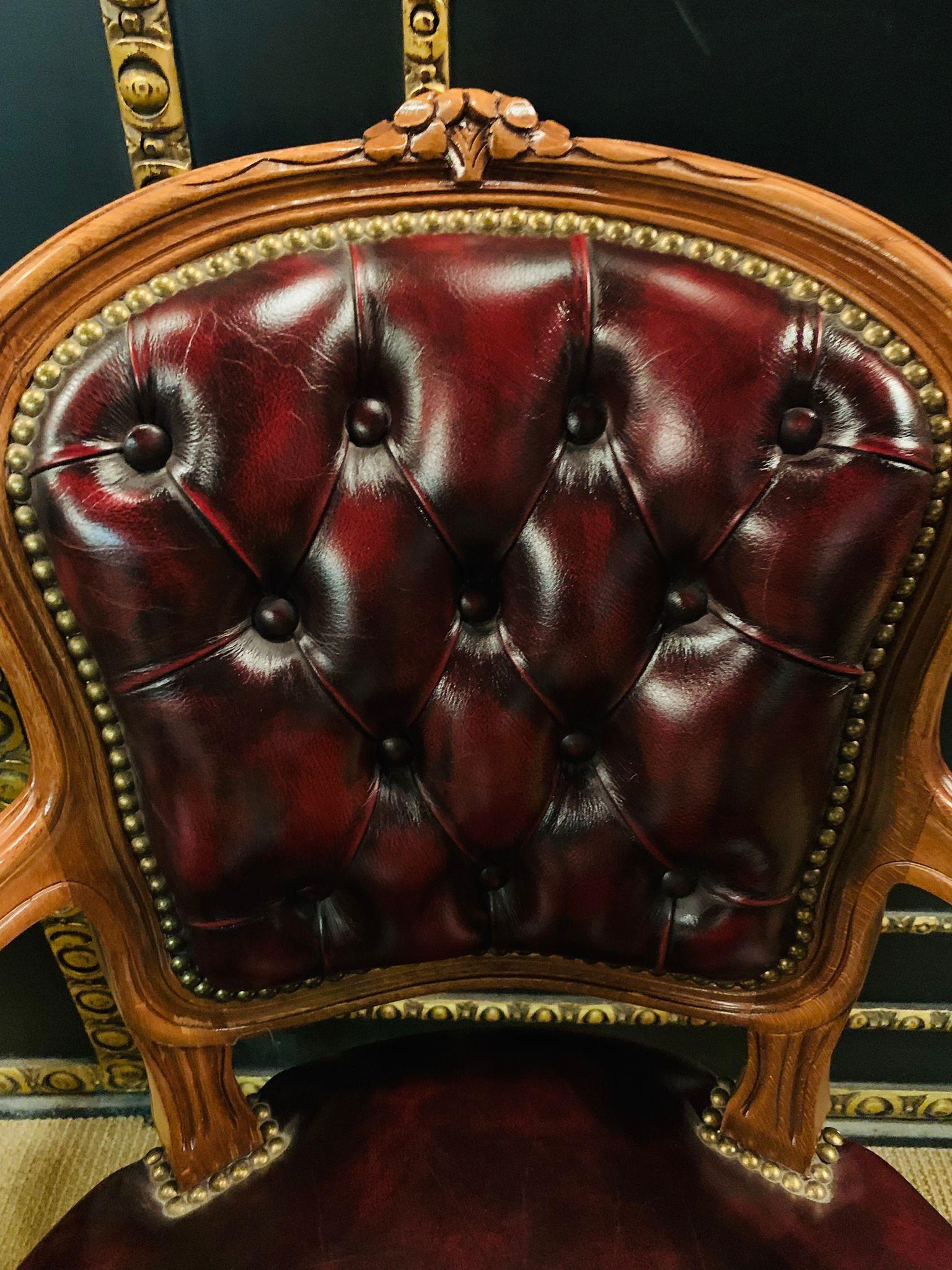 Pair of Chesterfield Carved Hardwood & Oxblood Leather Armchairs 2 In Good Condition In Berlin, DE