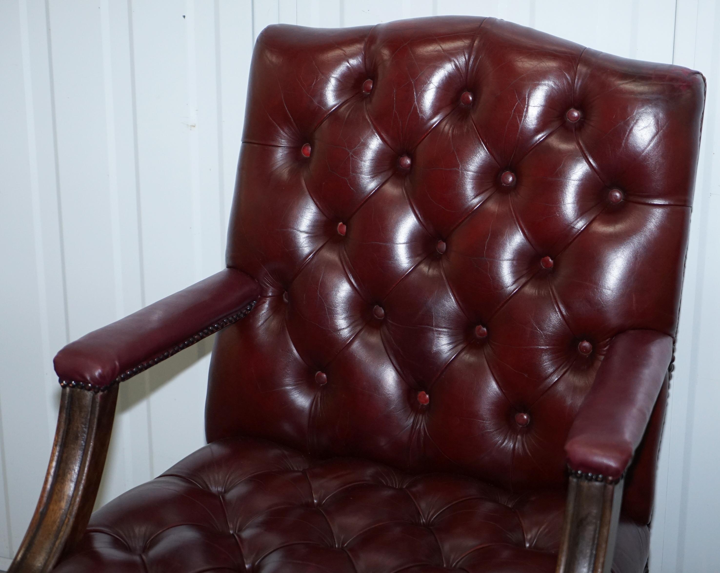 Hand-Crafted Pair of Chesterfield Carved Hardwood & Oxblood Leather Gainsborough Armchairs 2