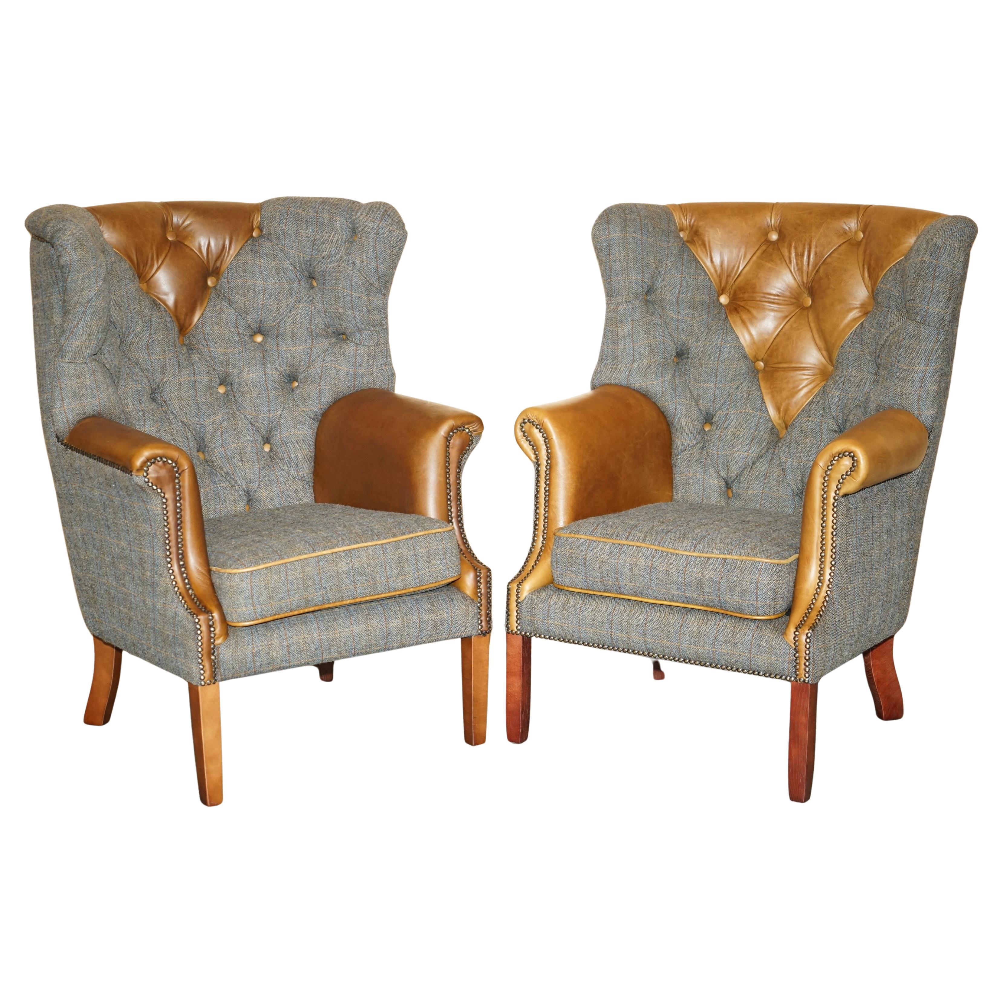 PAIR OF CHESTERFIELD PORTERS HARRIS TWEED BROWN LEATHER ARMCHAiRS PART OF SUITE For Sale
