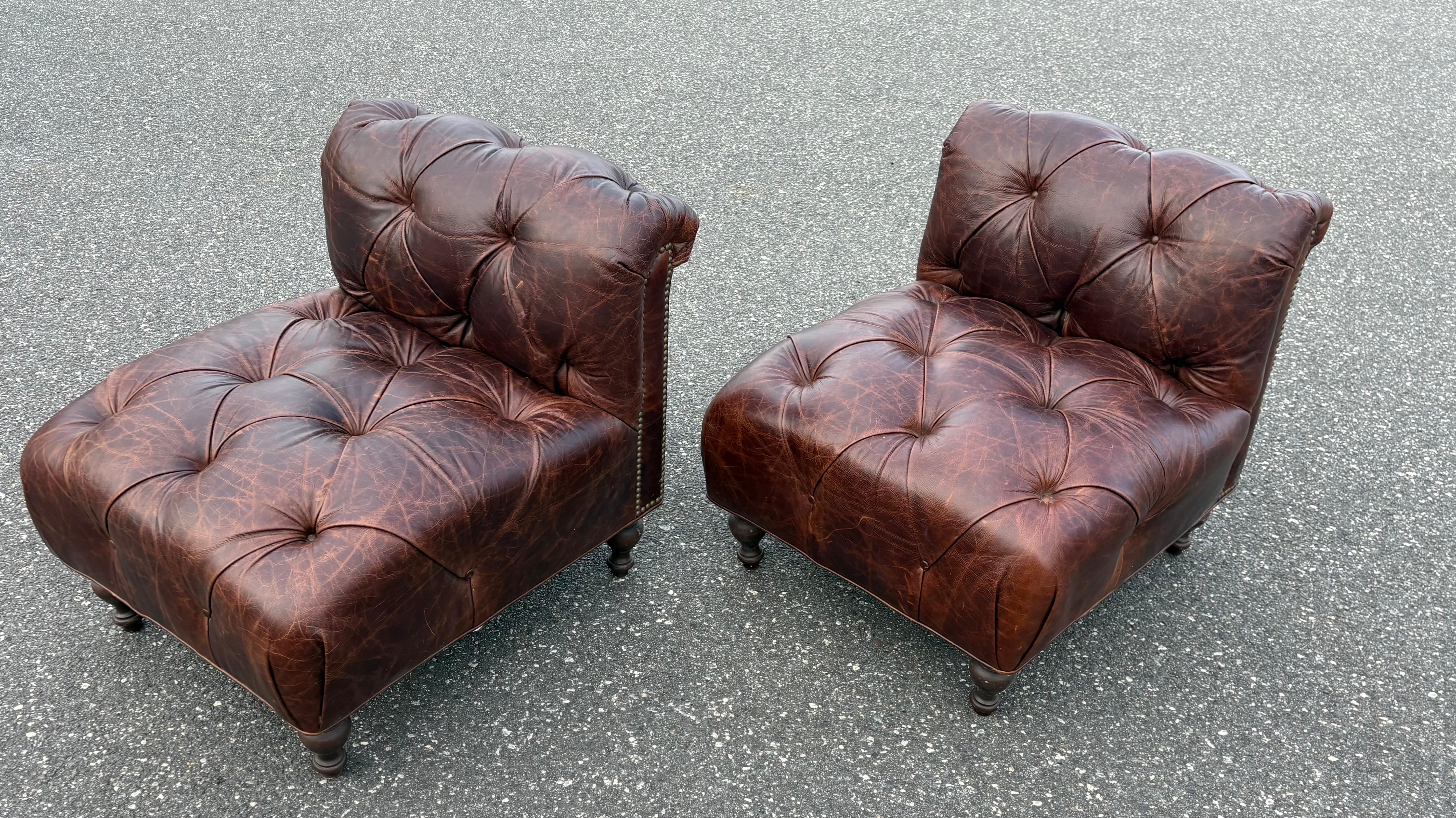 Pareja de Sillones Chesterfield de cuero Siglo XXI y contemporáneo en venta