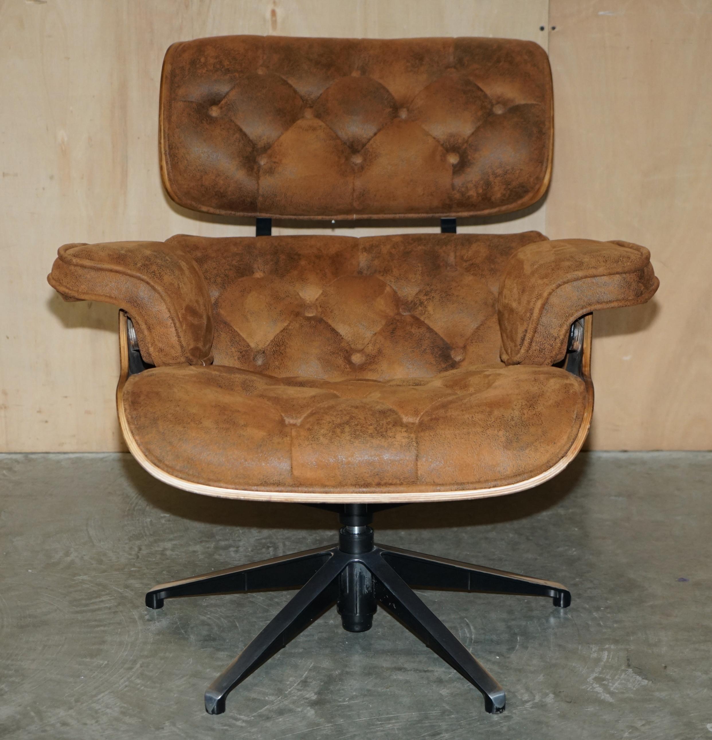 English Pair of Chesterfield Tufted Heritage Brown Suede Leather Lounge Armchairs