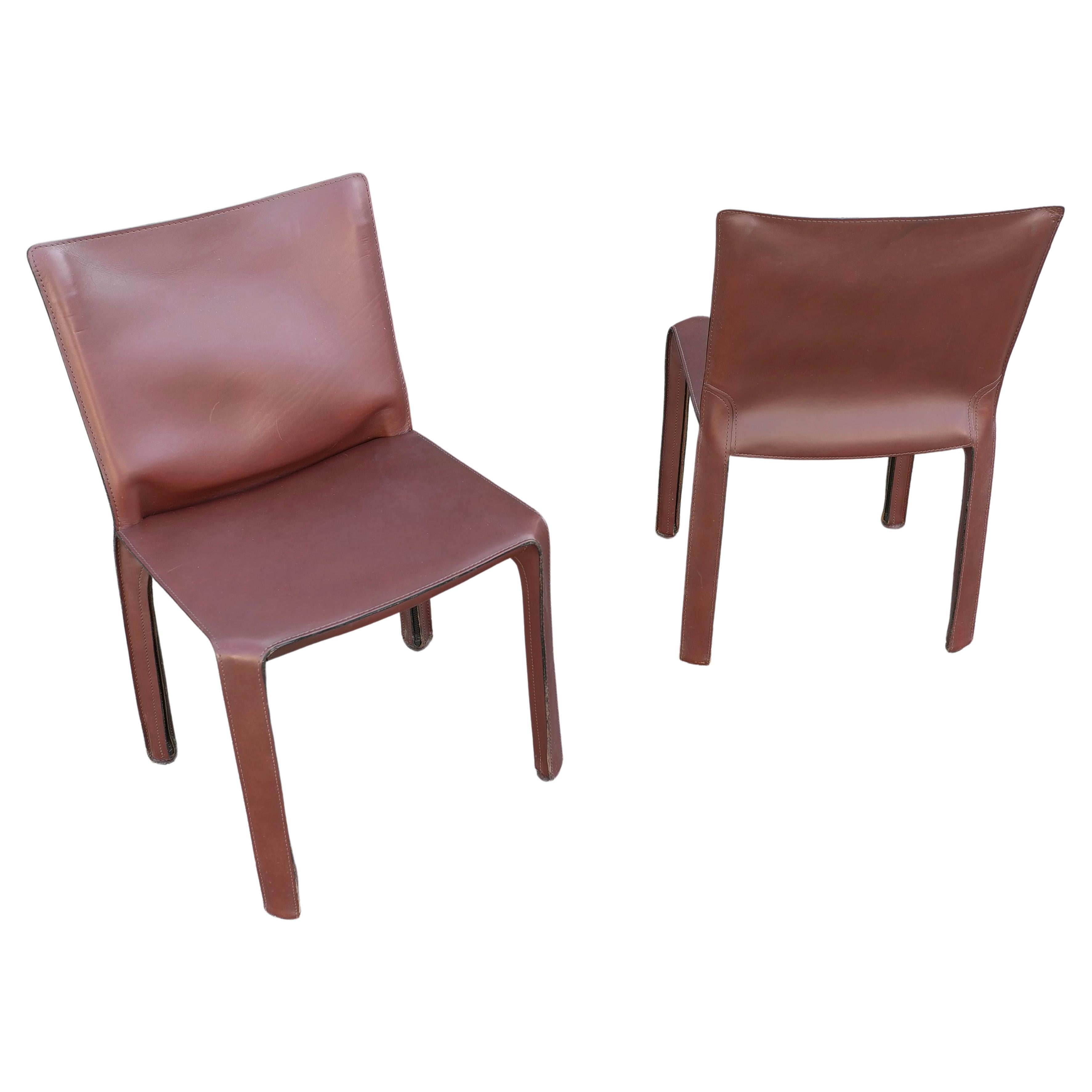 Mid-Century Modern Pair of Chestnut Colored Cab Dining Chairs by Mario Bellini for Cassina For Sale