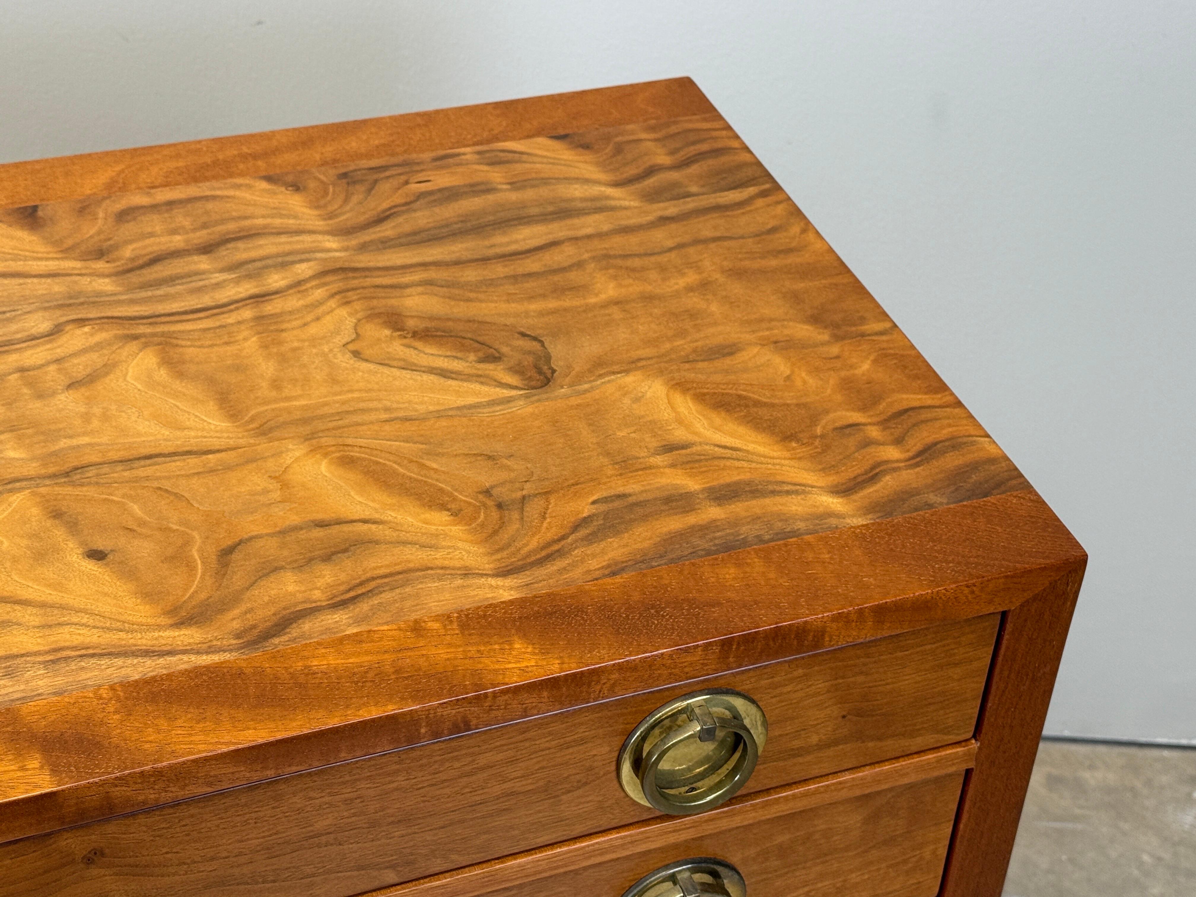 Pair of Chests by Edward Wormley for Dunbar For Sale 5